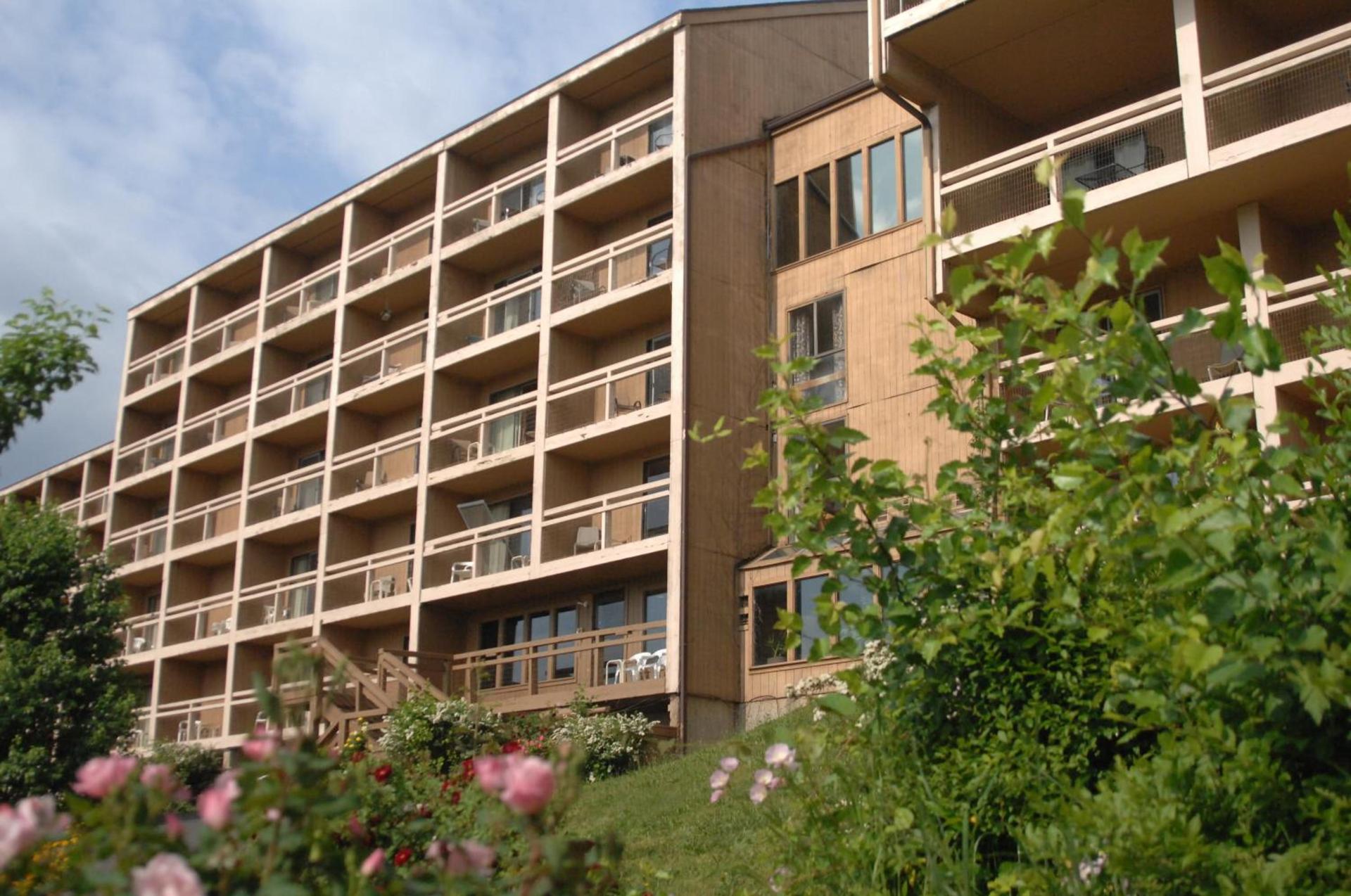Inn at Grand Glaize photo 45