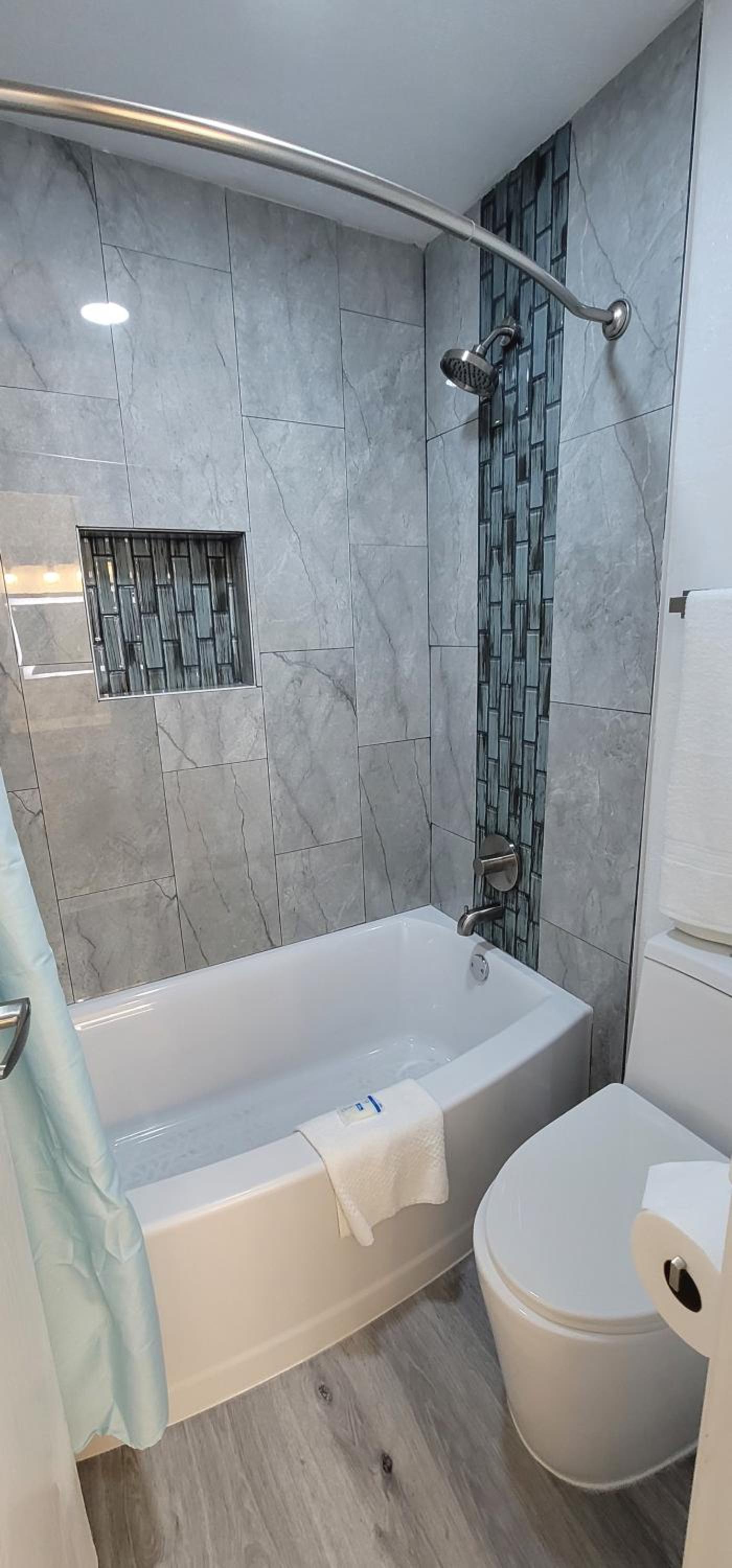 Dragonfly Inn & Suites photo 33