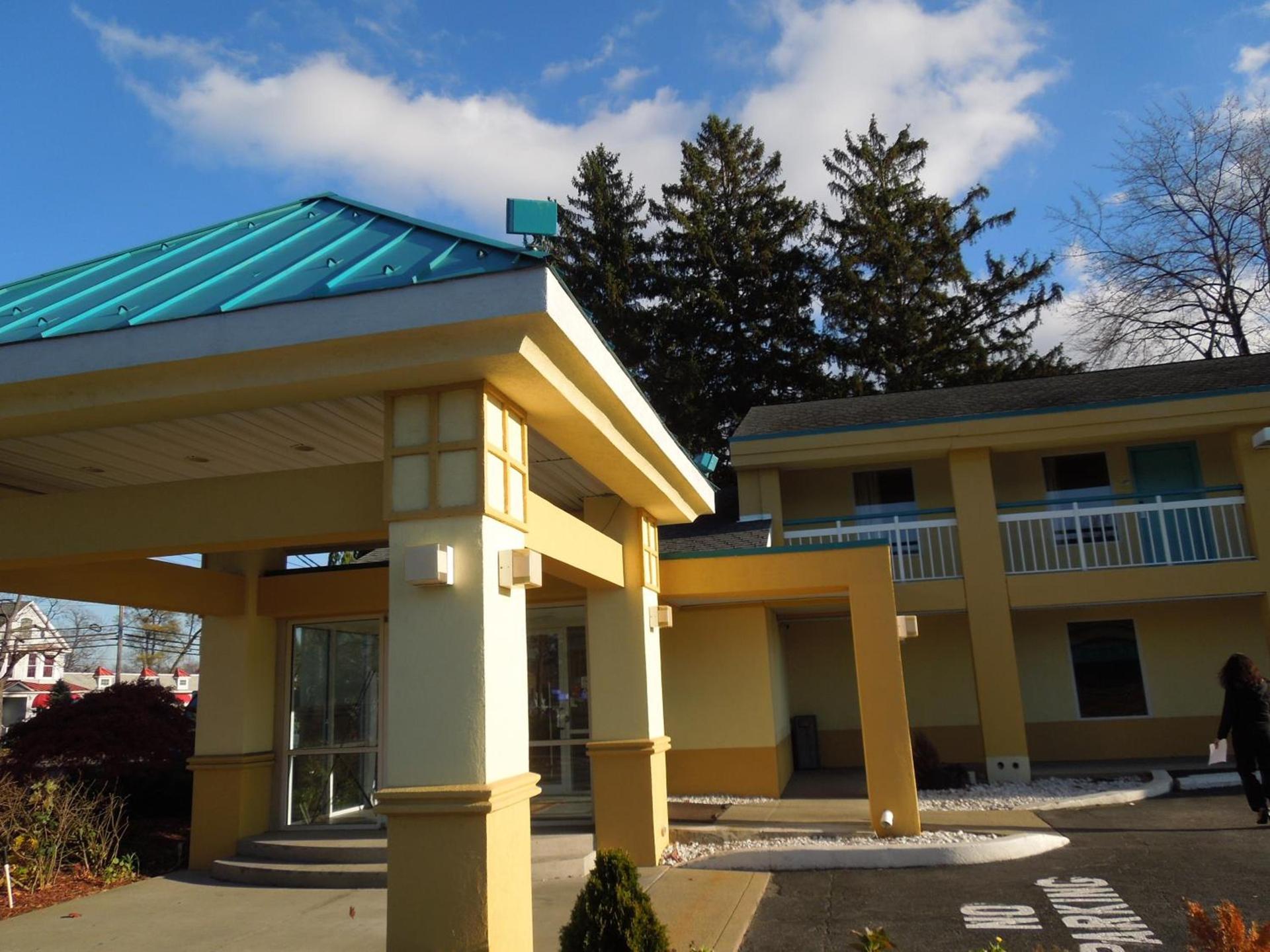 Days Inn & Suites by Wyndham Albany photo 67