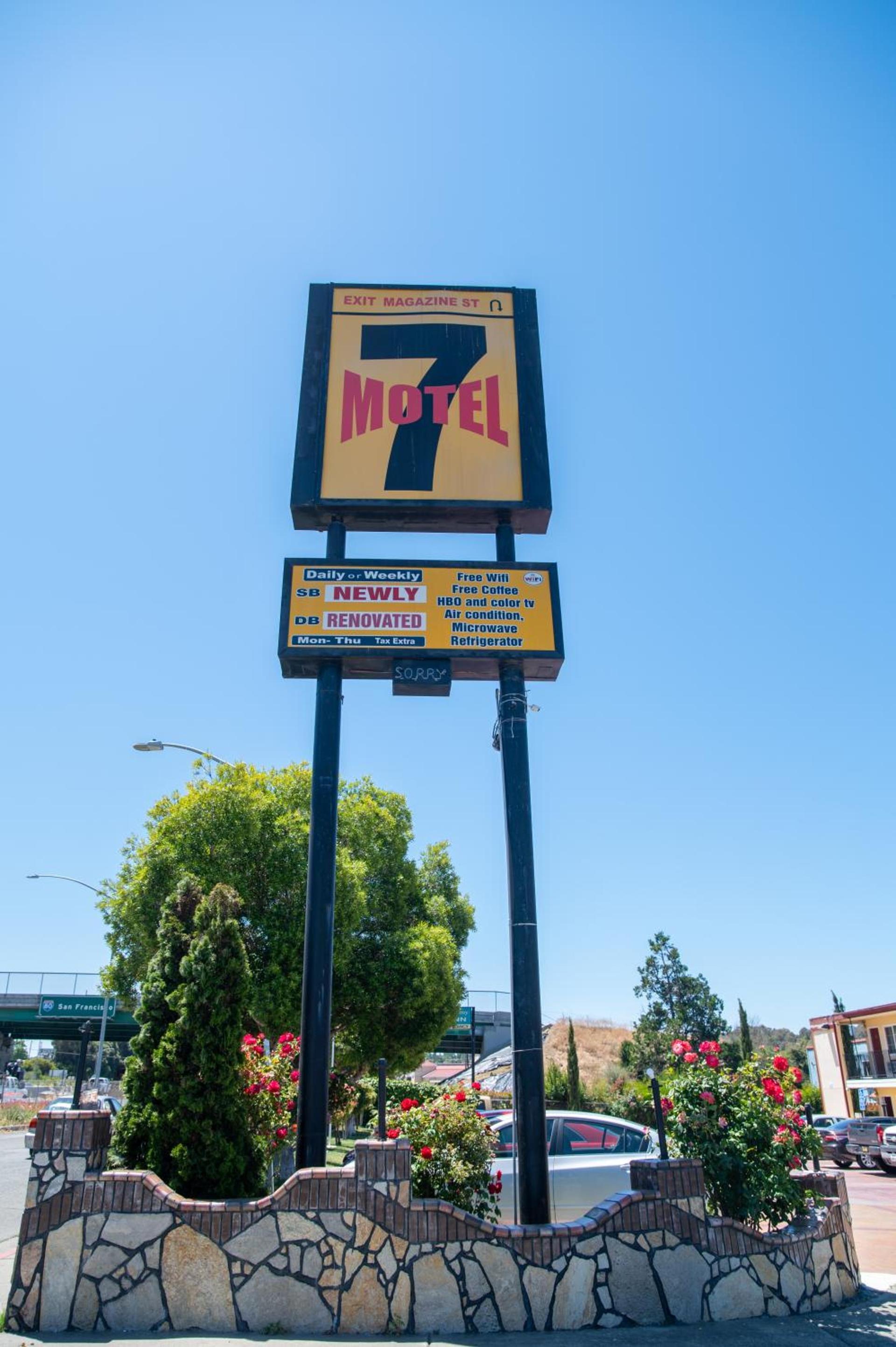 Motel 7 - Near Six Flags, Vallejo - Napa Valley photo 6