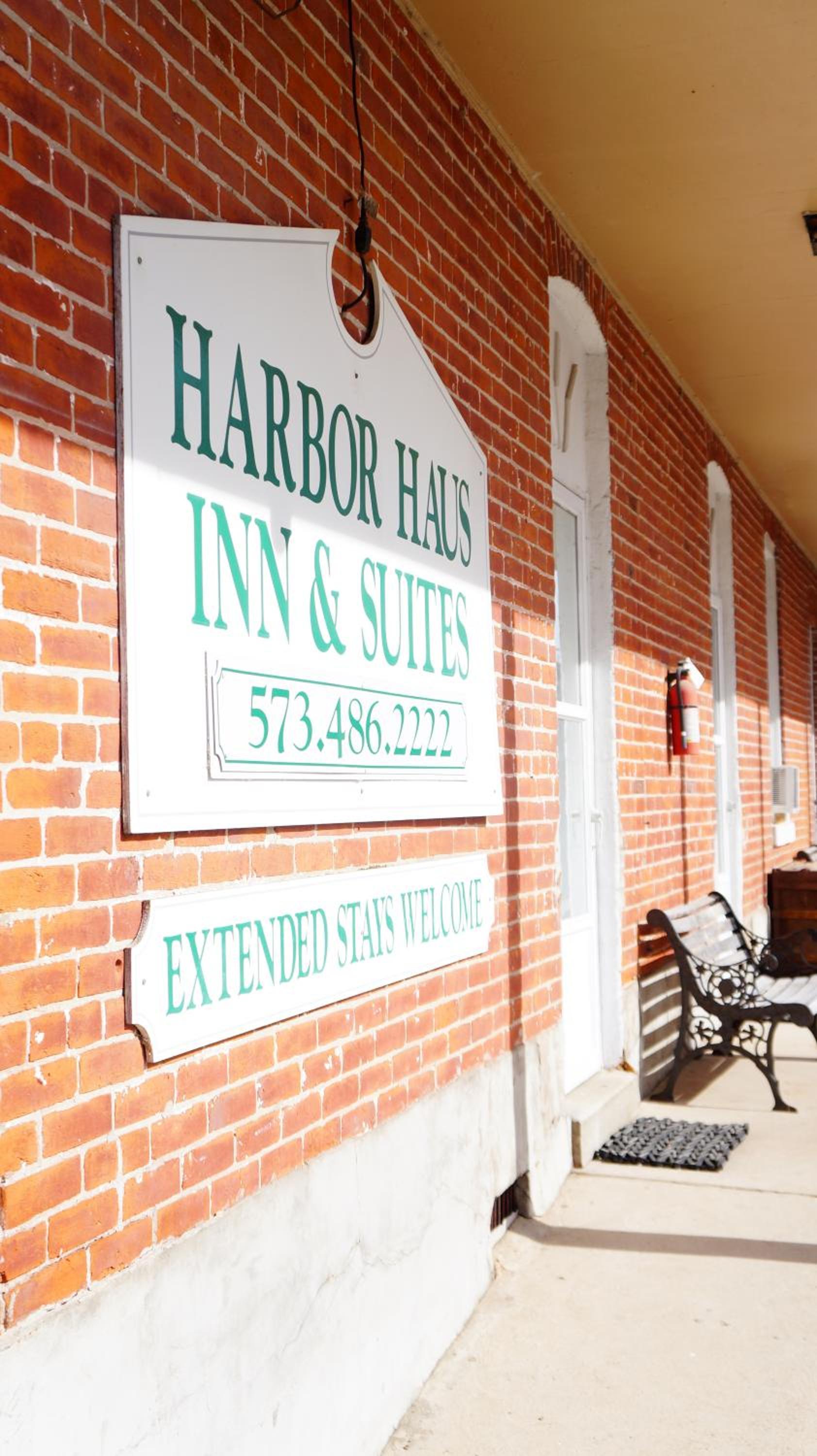 Harbor Haus Inn & Suites photo 30