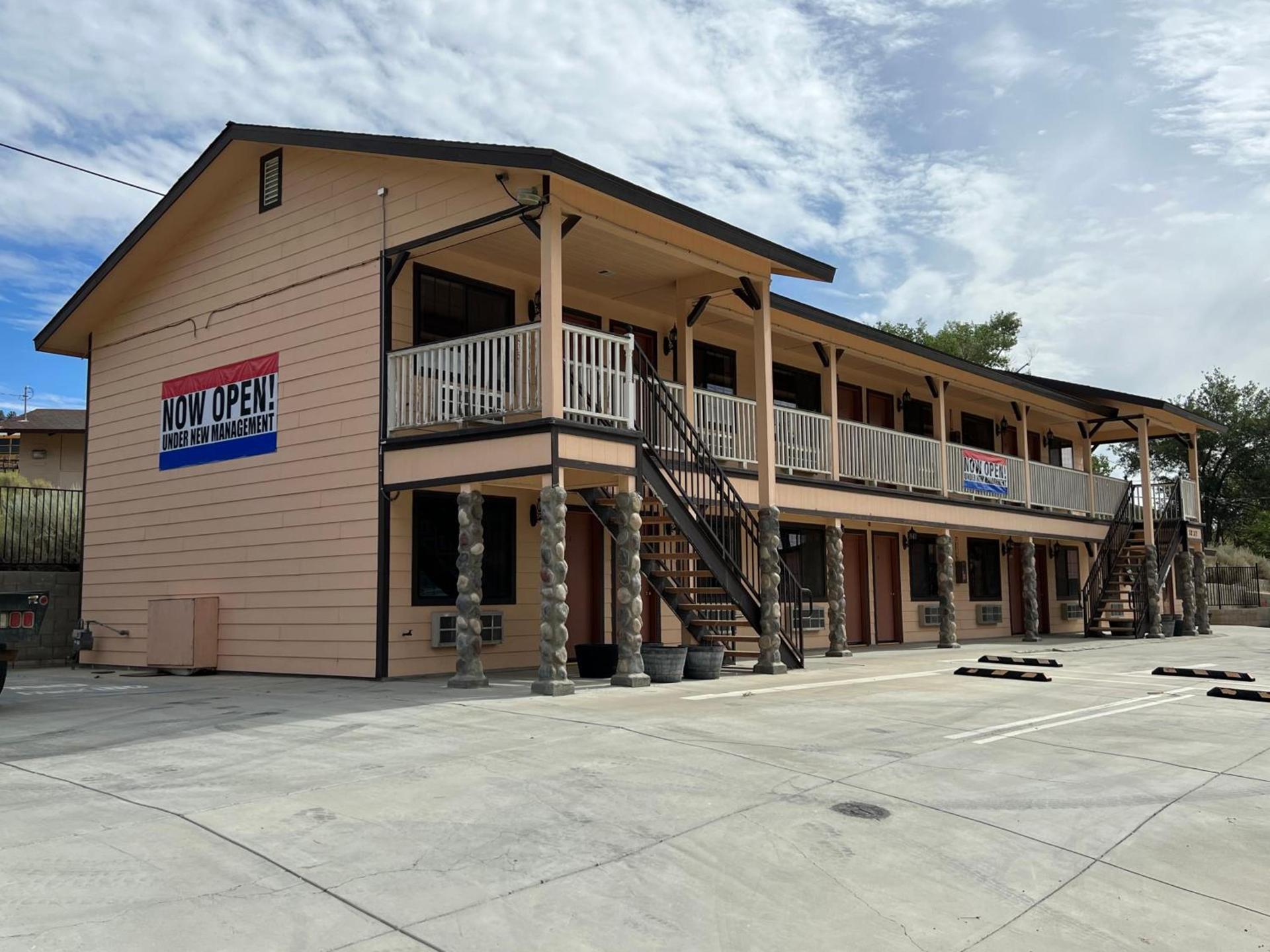 Frazier View Motel photo 12