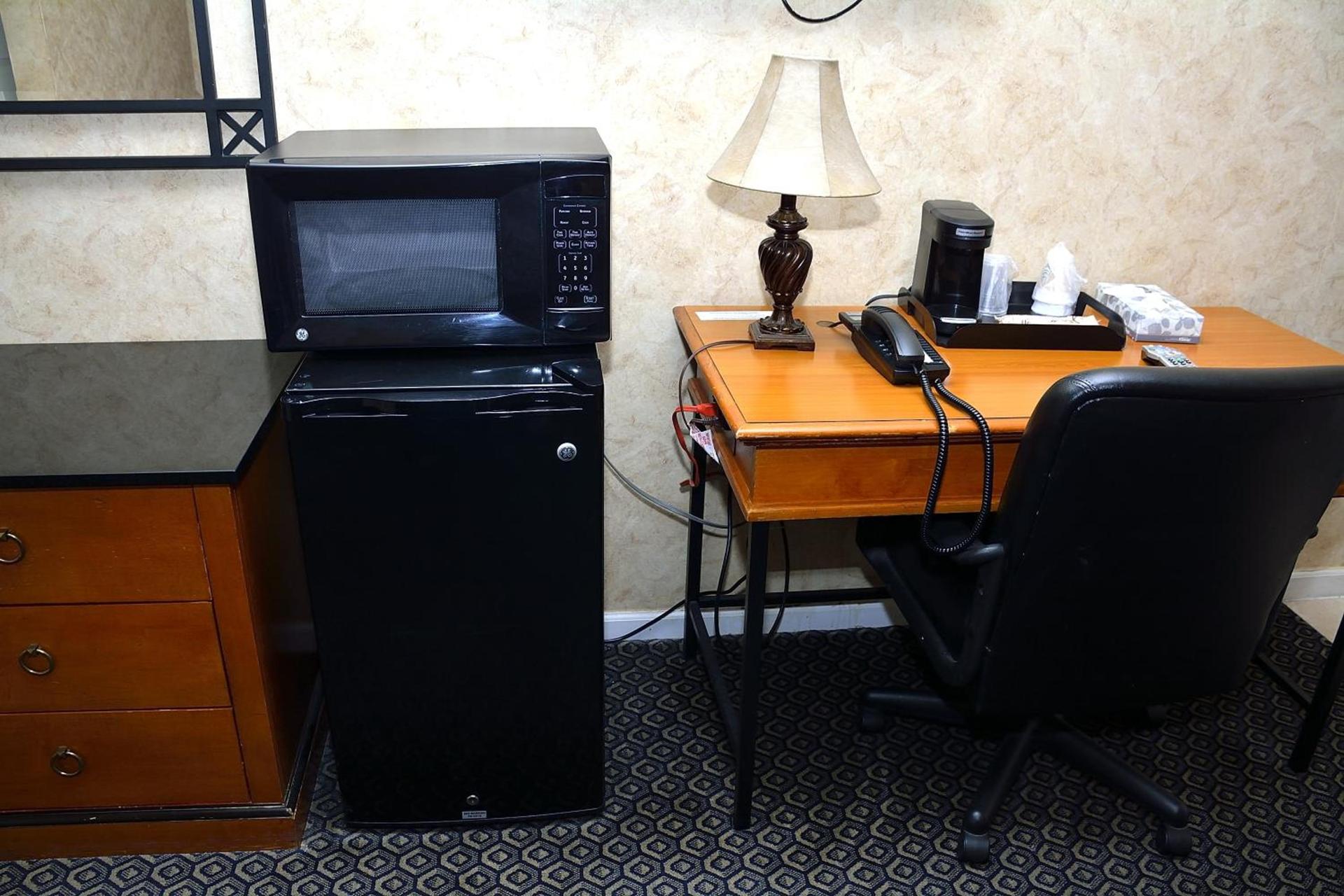 At 9 Motel Near Freehold I-195 photo 48