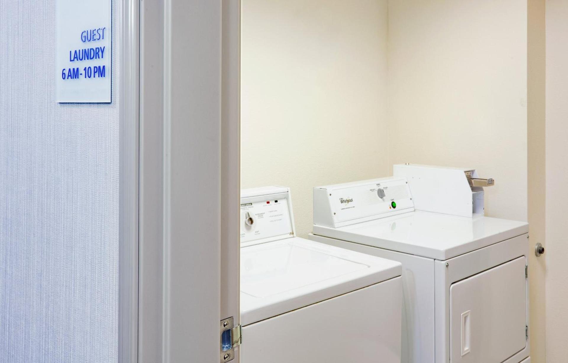 Holiday Inn Express & Suites - Dickinson by IHG photo 40