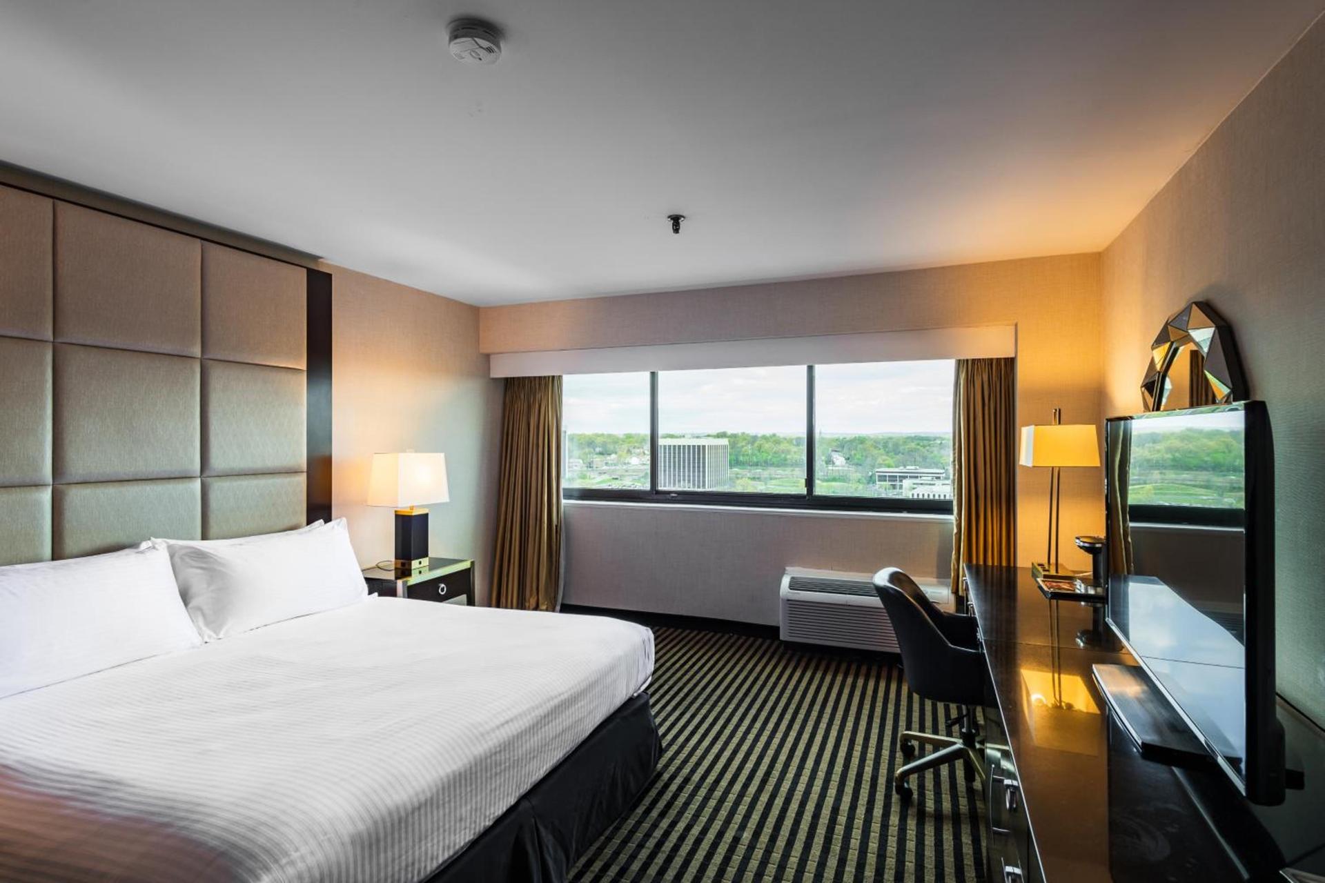 APA Hotel Woodbridge photo 10