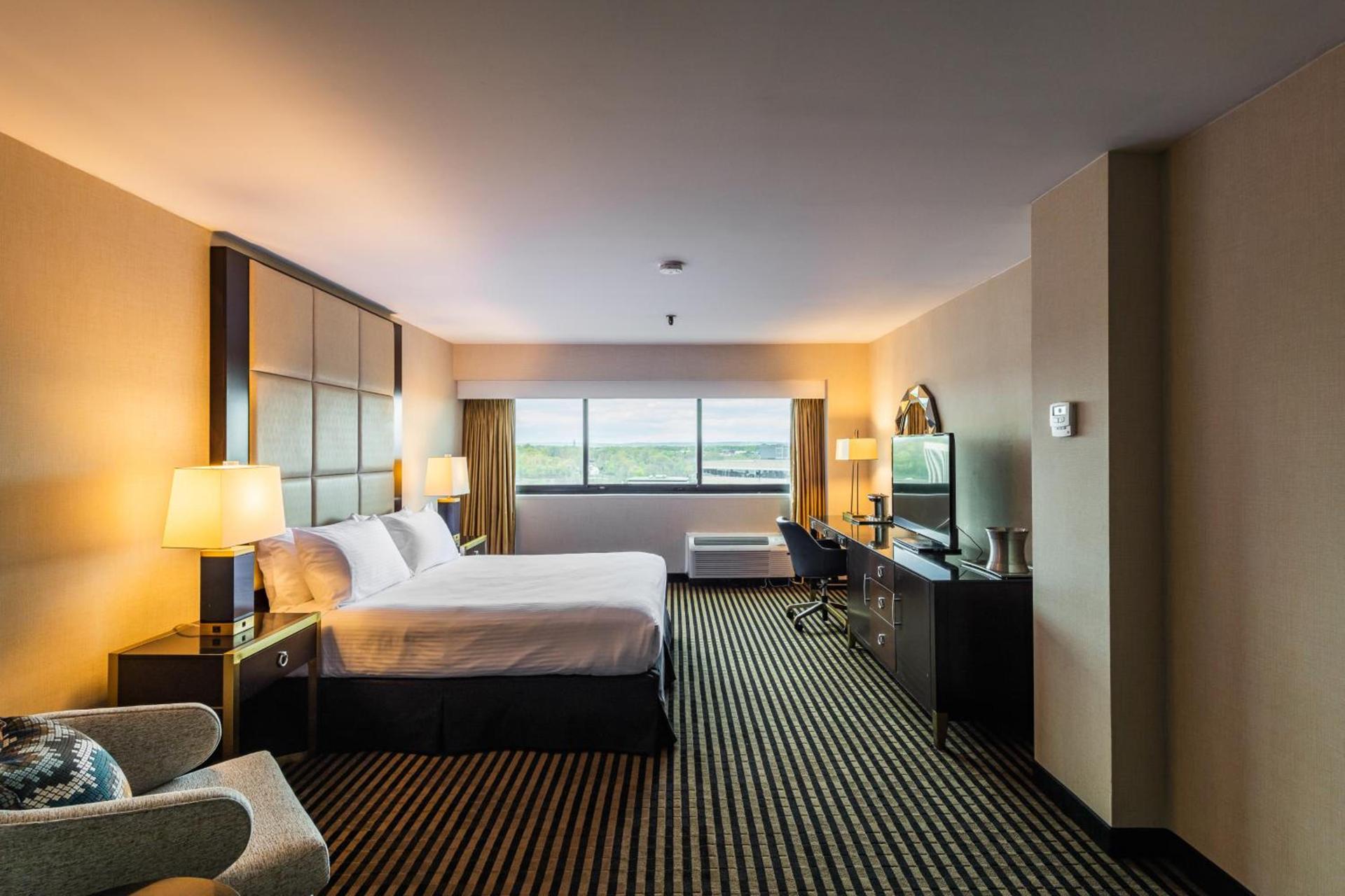 APA Hotel Woodbridge photo 11