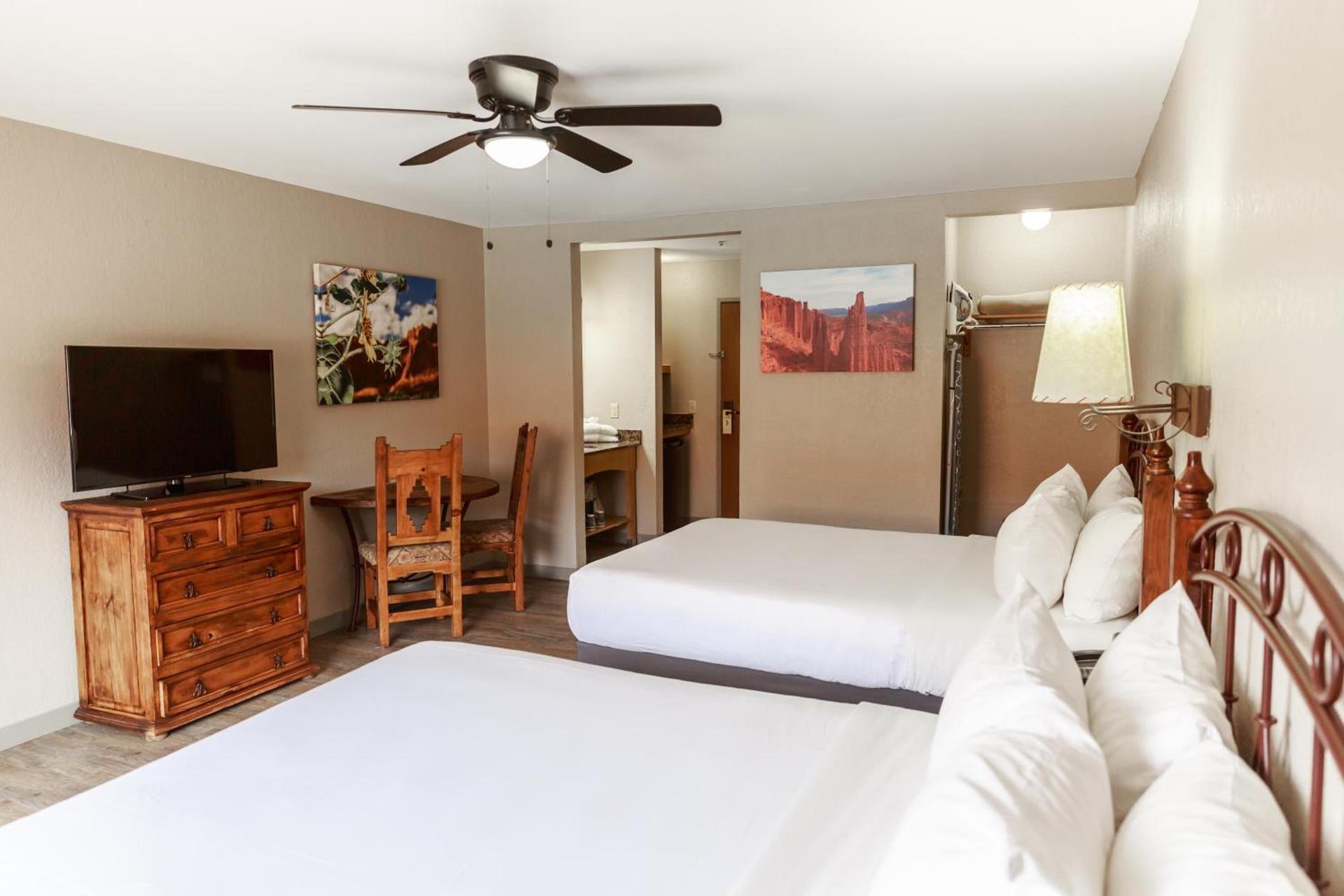 Aarchway Inn photo 34
