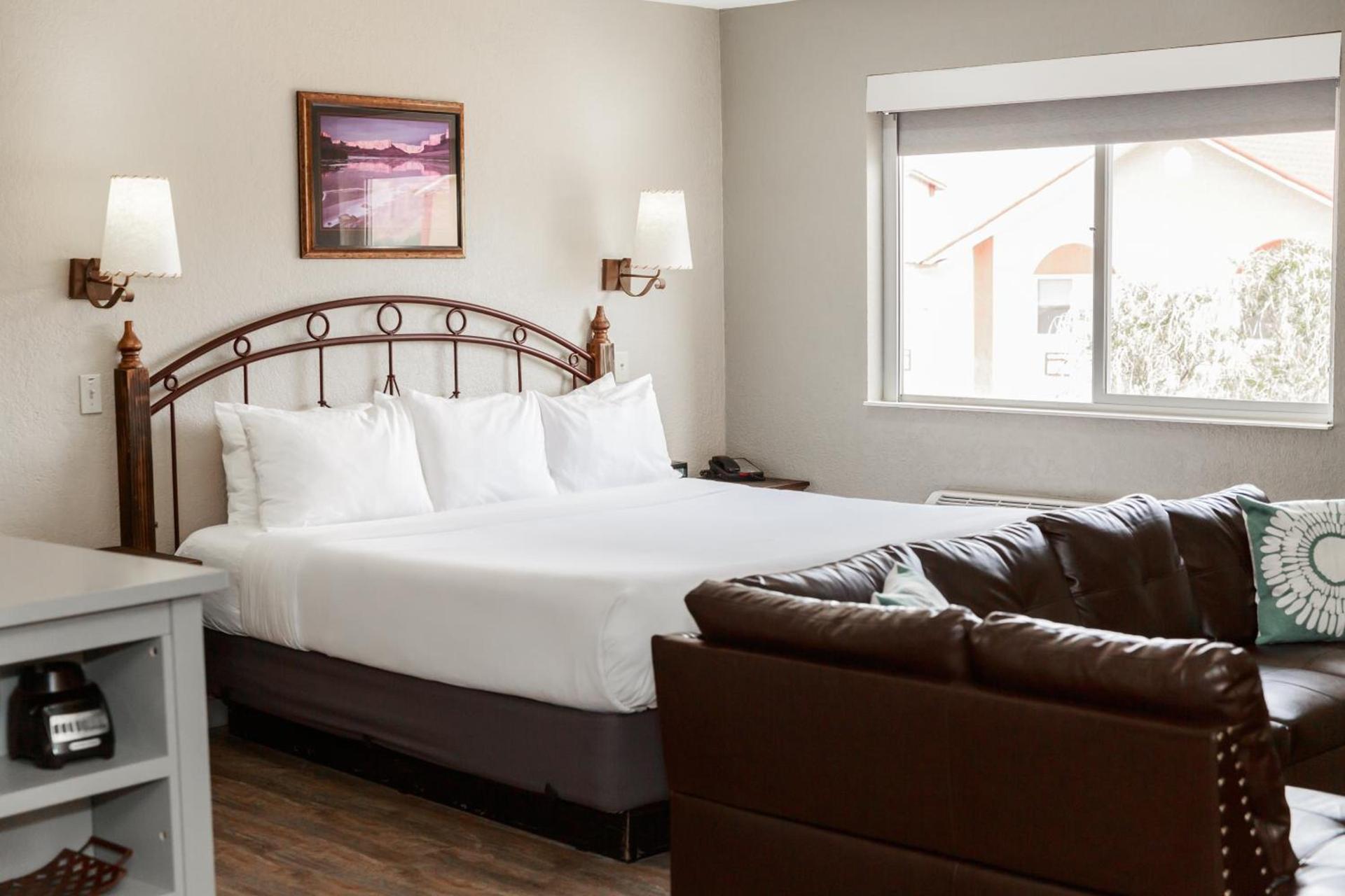 Aarchway Inn photo 72