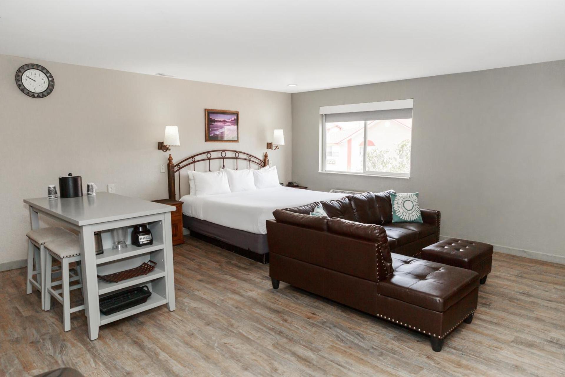 Aarchway Inn photo 32