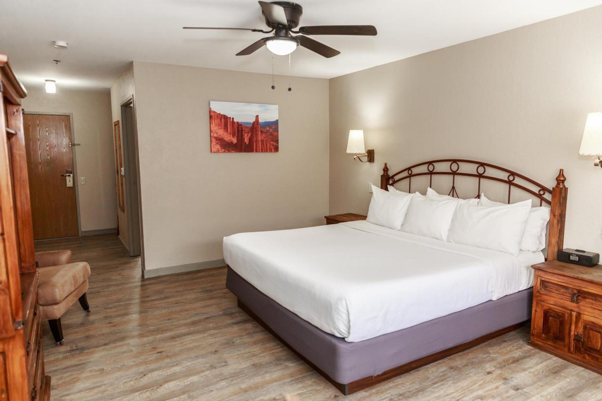Aarchway Inn photo 23