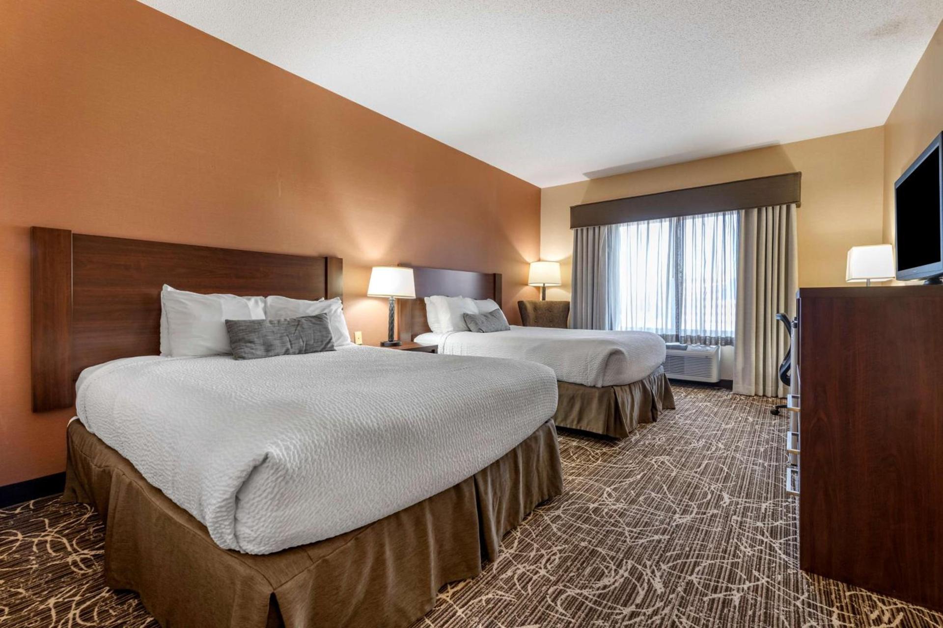 Best Western Plus Chelsea Hotel photo 19