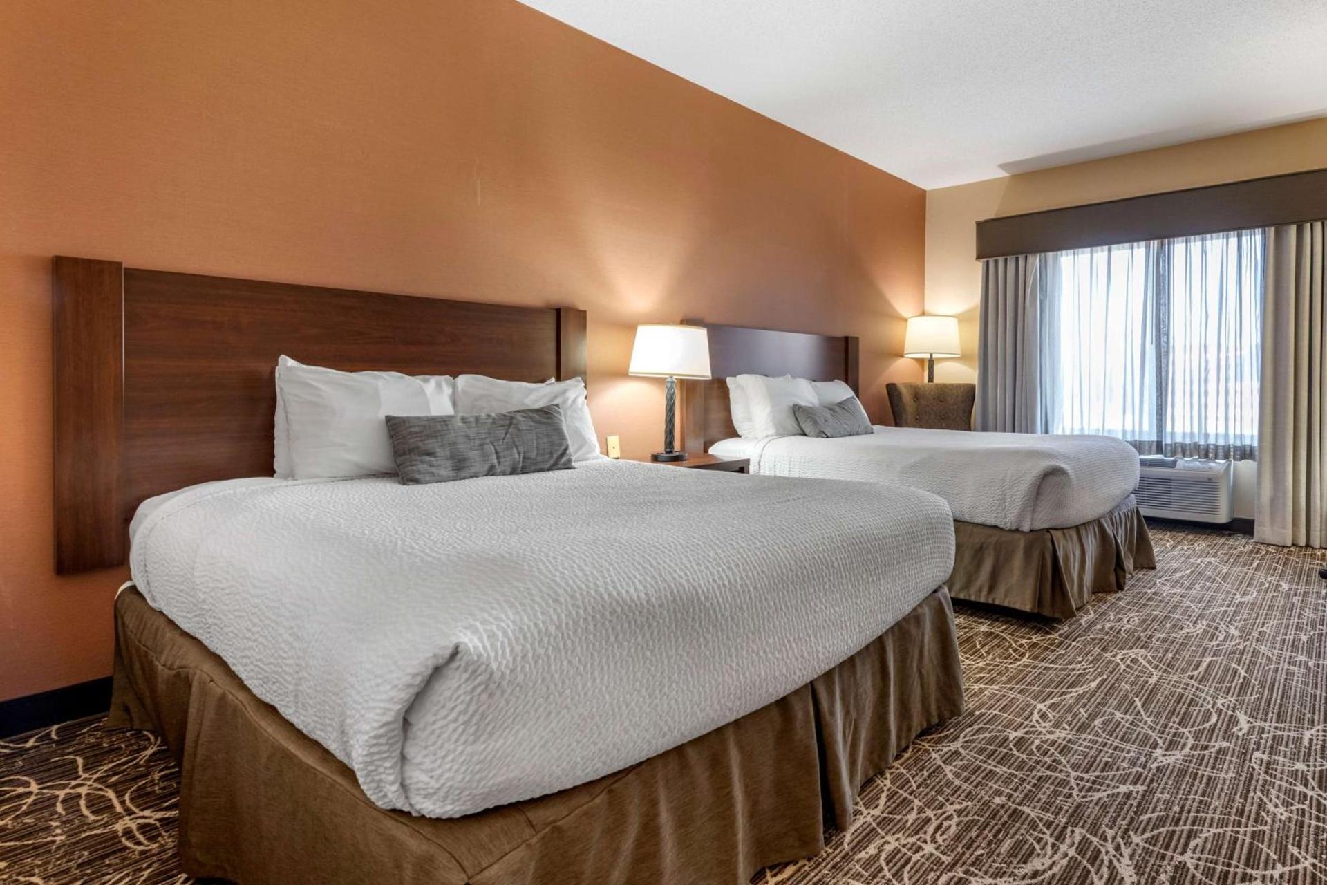 Best Western Plus Chelsea Hotel photo 22