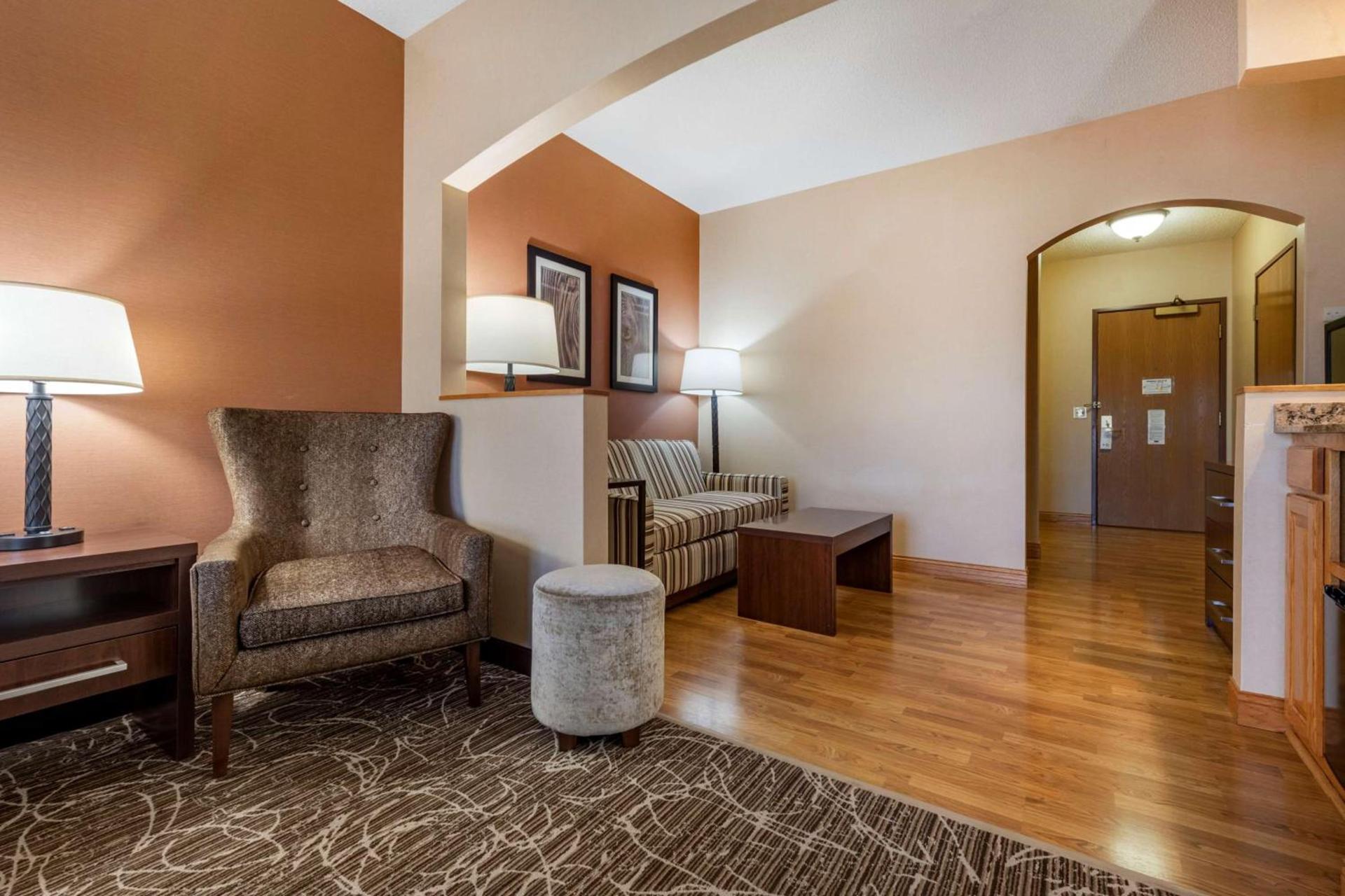 Best Western Plus Chelsea Hotel photo 27