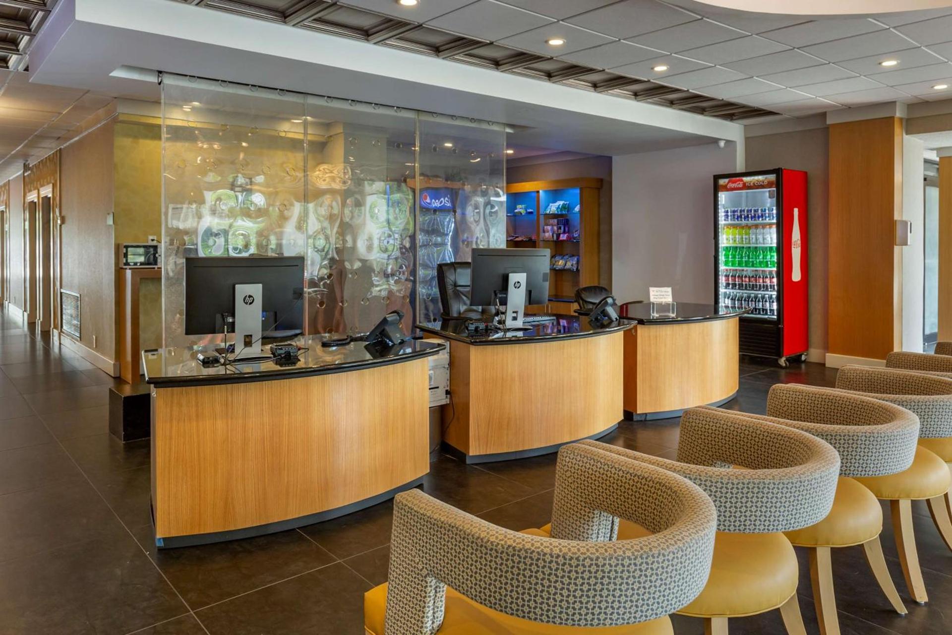 Best Western Plus University Inn photo 13