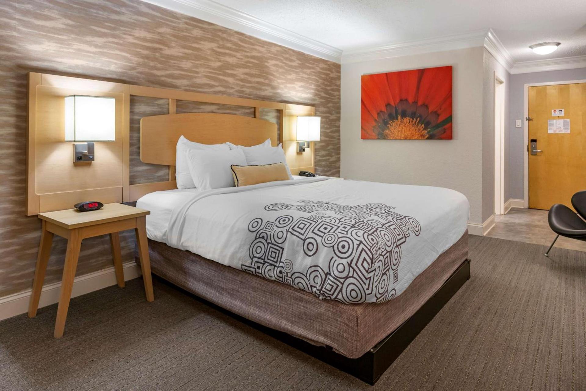Best Western Plus University Inn photo 14