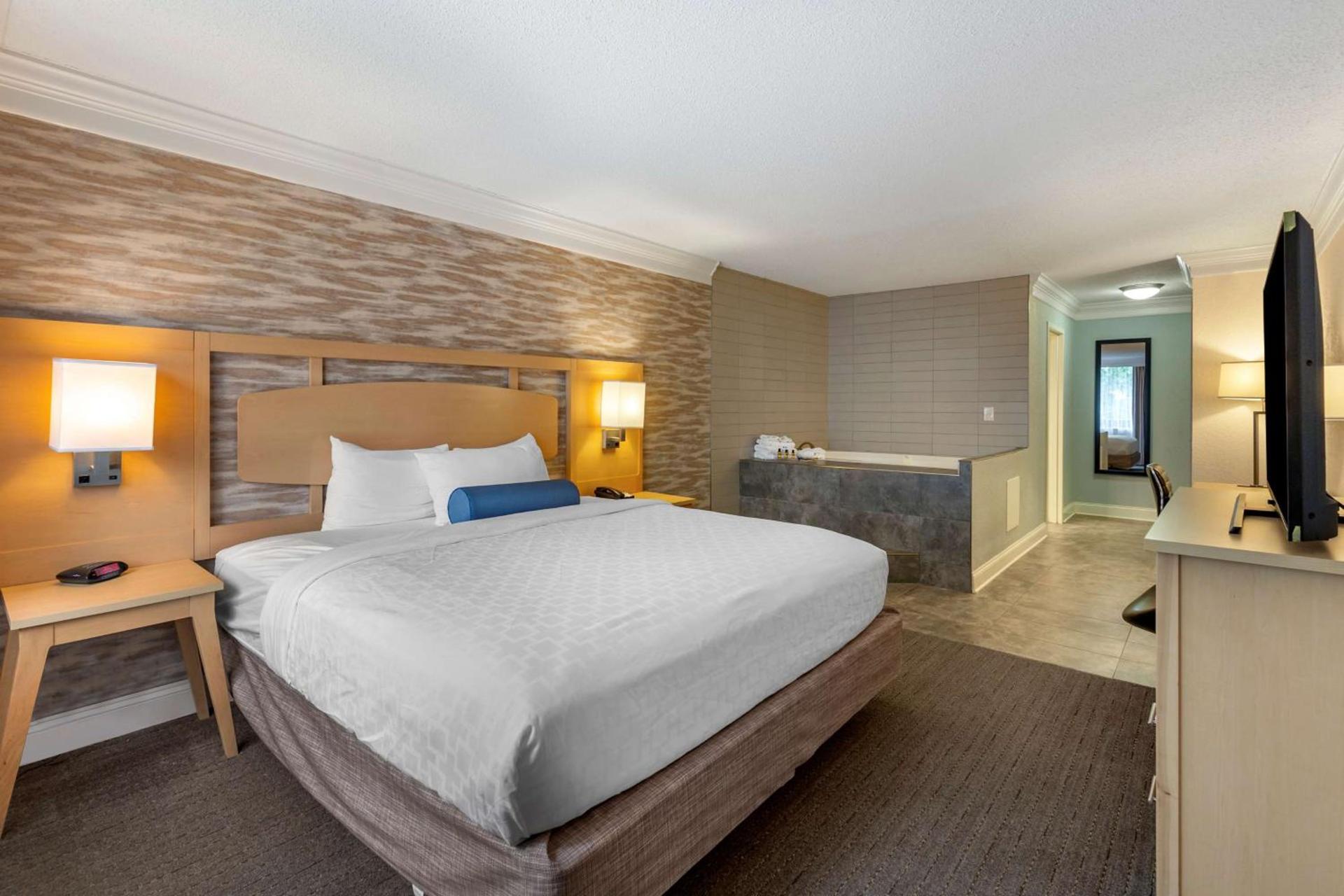 Best Western Plus University Inn photo 9