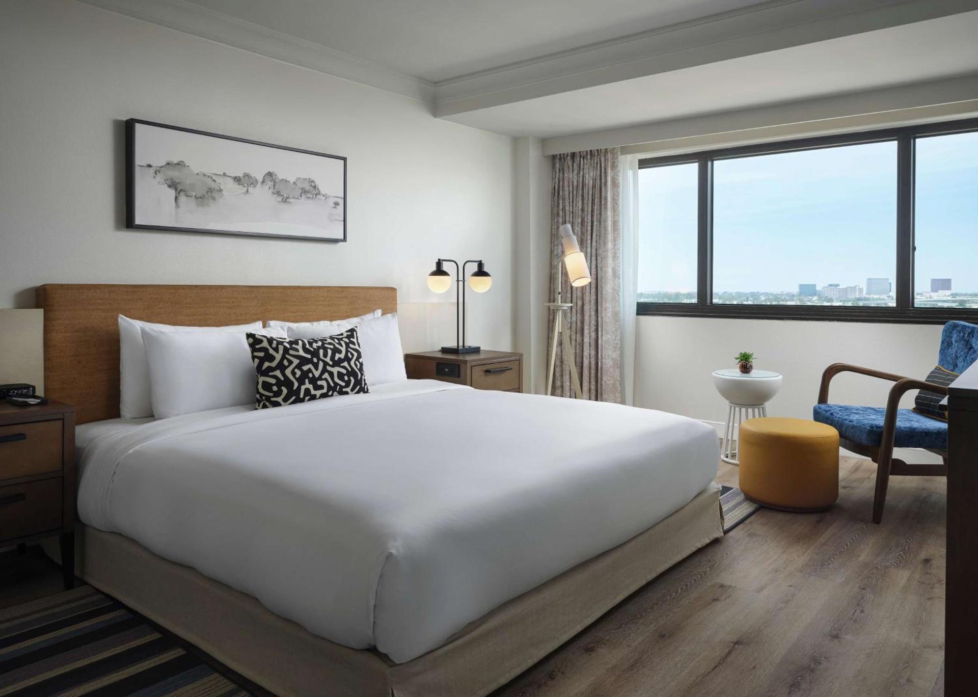 Sonesta Irvine John Wayne Airport photo 7