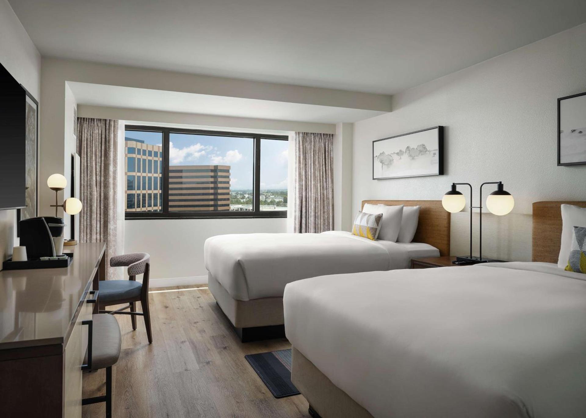 Sonesta Irvine John Wayne Airport photo 11