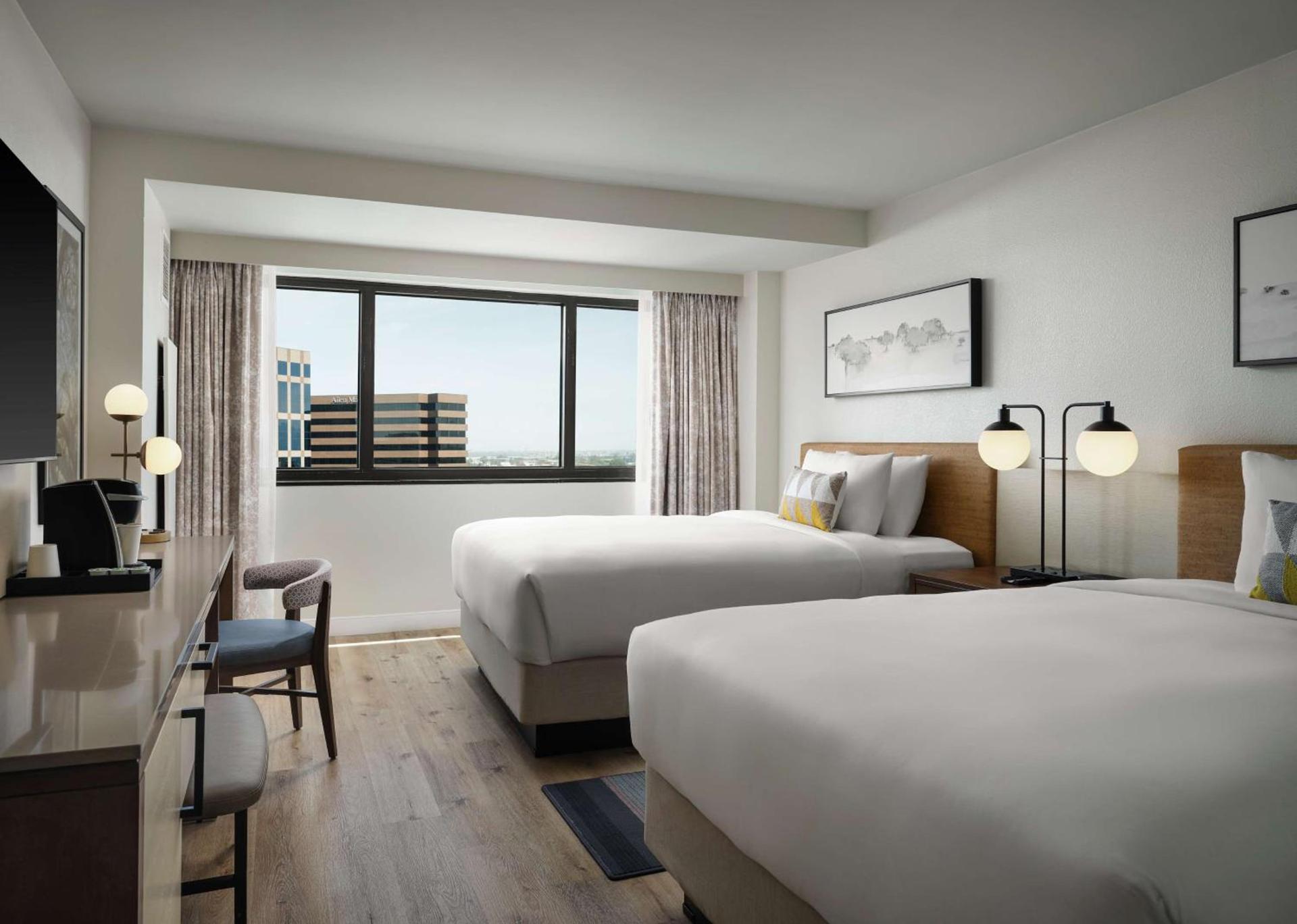 Sonesta Irvine John Wayne Airport photo 12