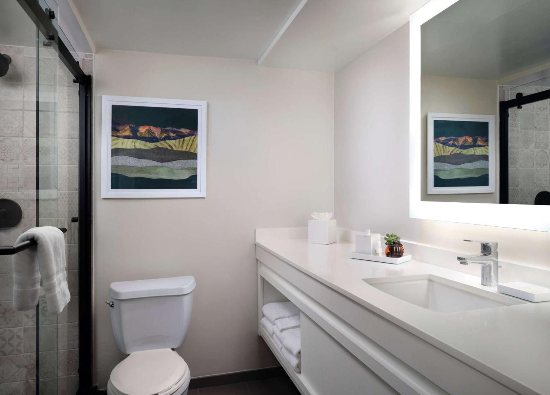 Sonesta Irvine John Wayne Airport photo 15