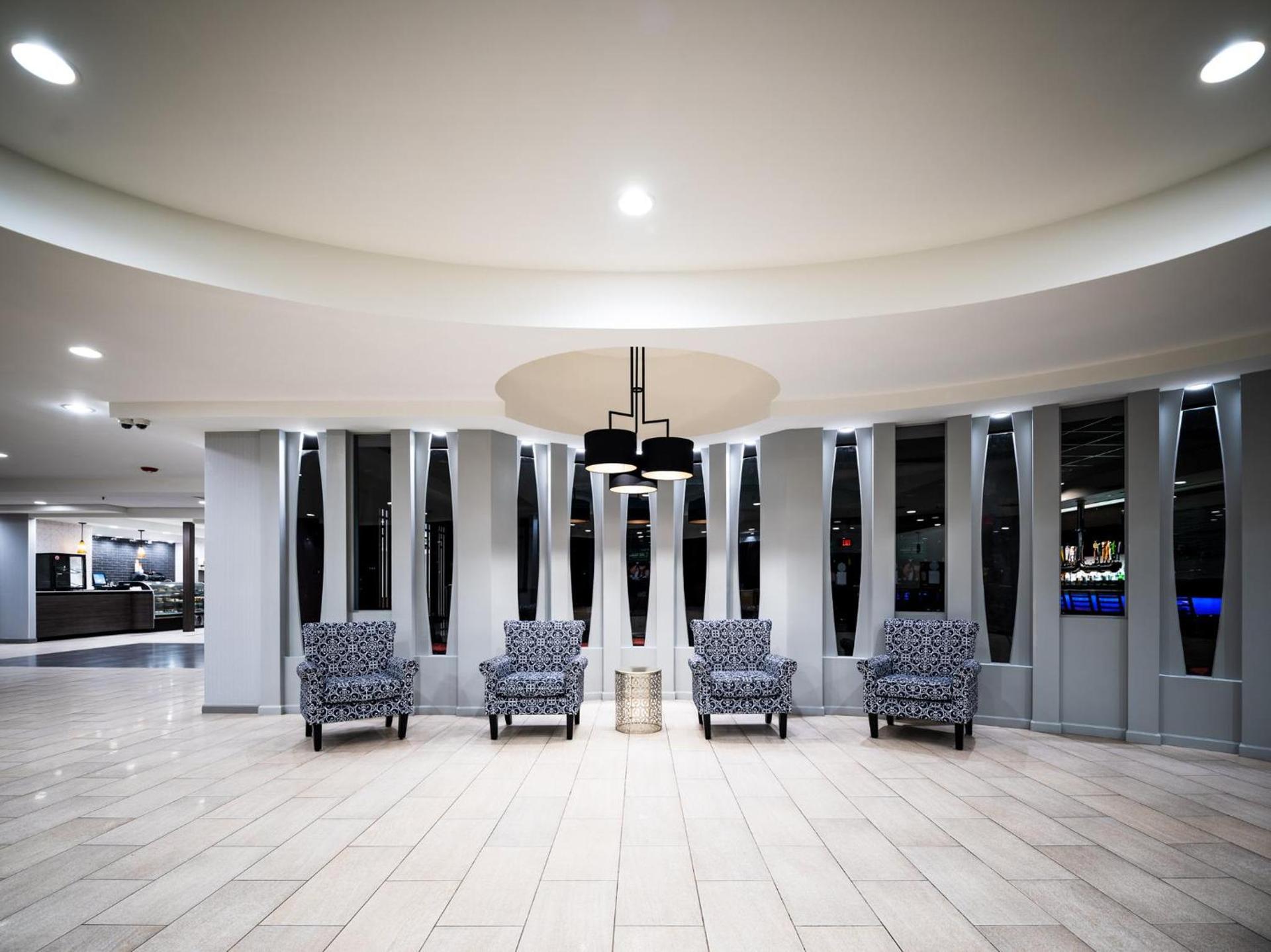 Holiday Inn Newark International Airport photo 44