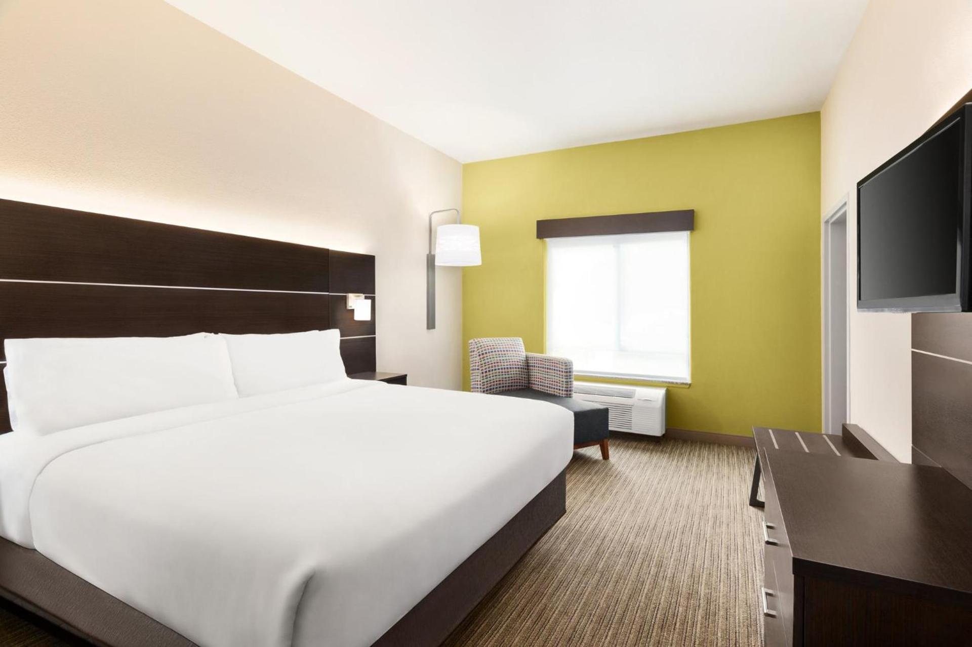 Holiday Inn Express Hotel & Suites San Antonio NW-Medical Area by IHG photo 44