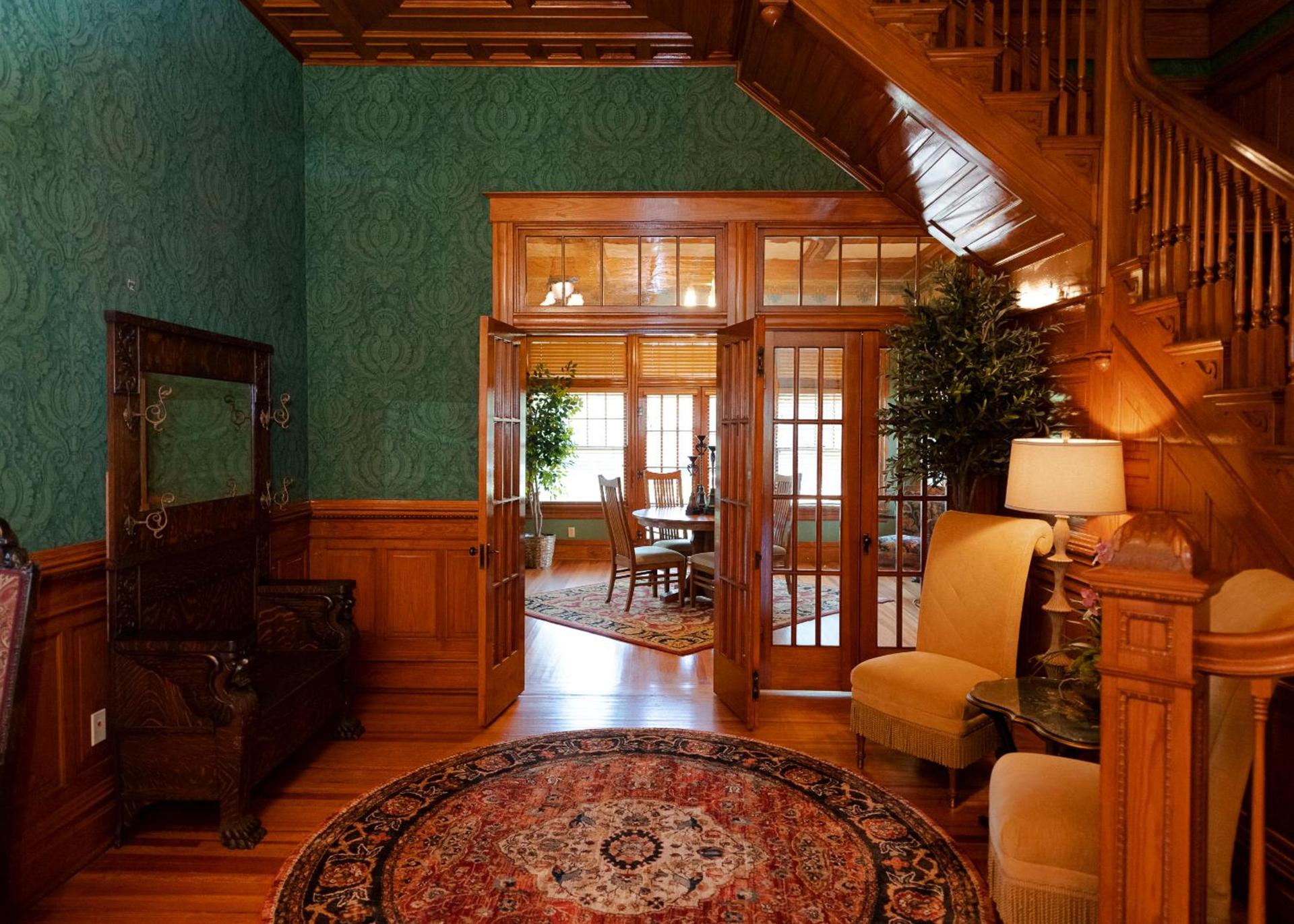 Captain Henderson House photo 2
