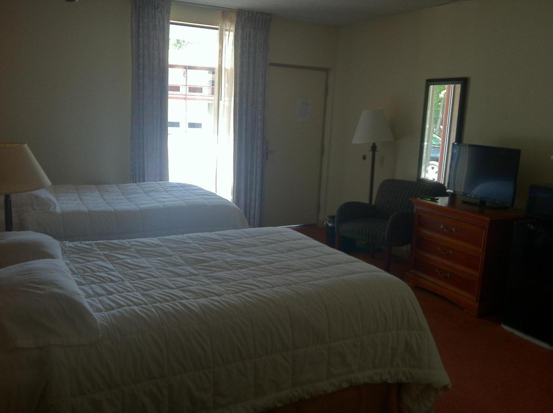 FairBridge Inn and Suites West Point photo 17