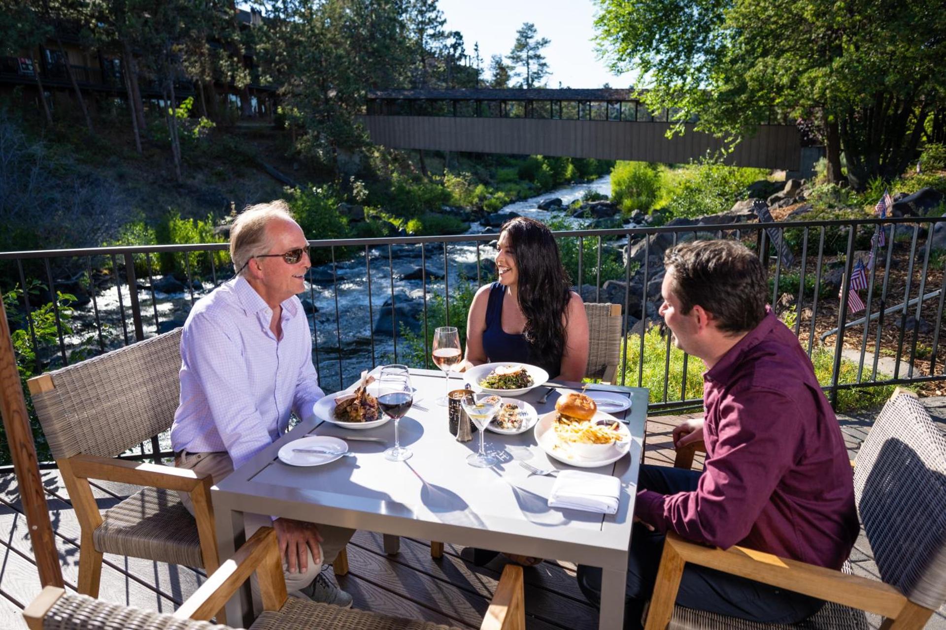 Riverhouse Lodge photo 10
