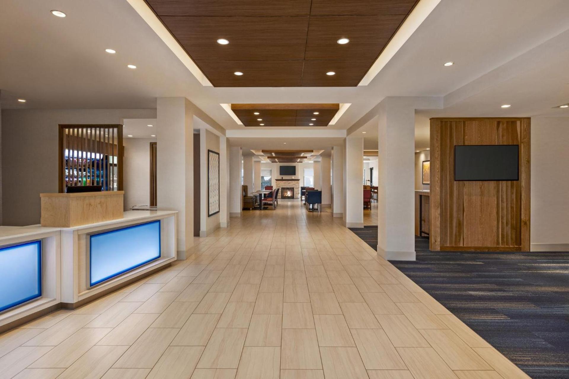 Holiday Inn Express & Suites Denver Airport by IHG photo 34