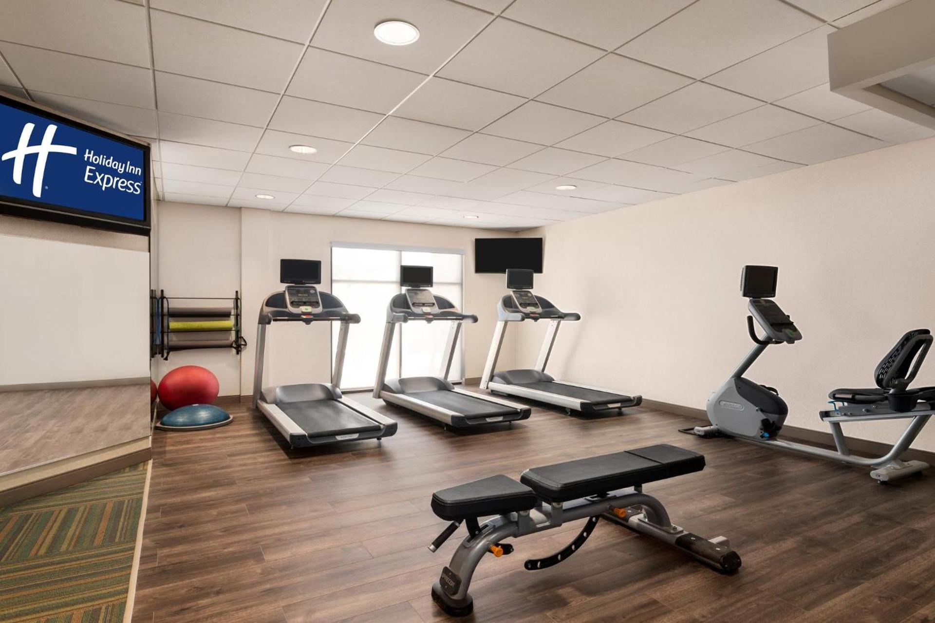 Holiday Inn Express & Suites Denver Airport by IHG photo 52