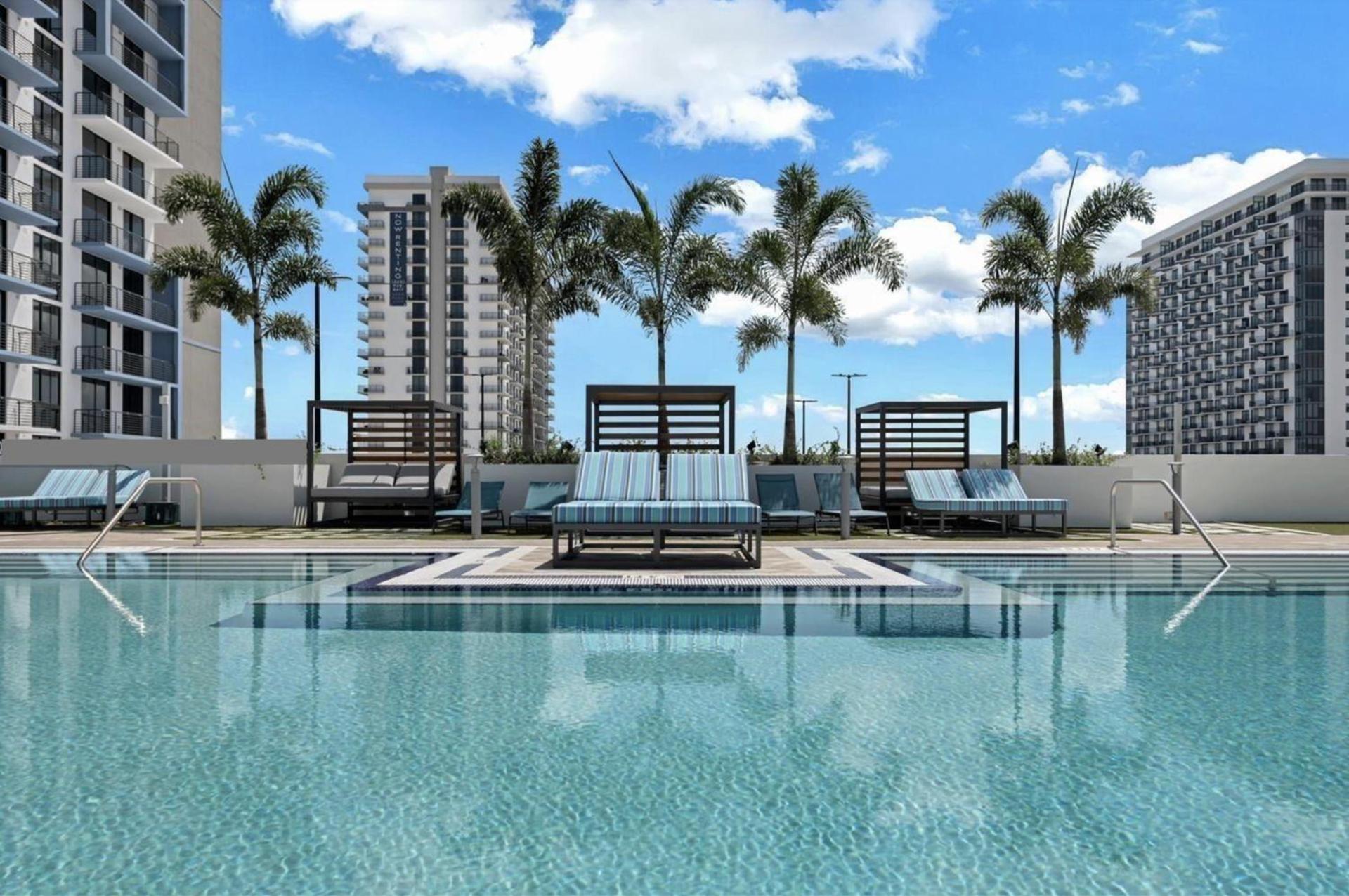 DOWNTOWN DORAL, FLORIDA. NEW CONDO STYLE RESORT. photo 26