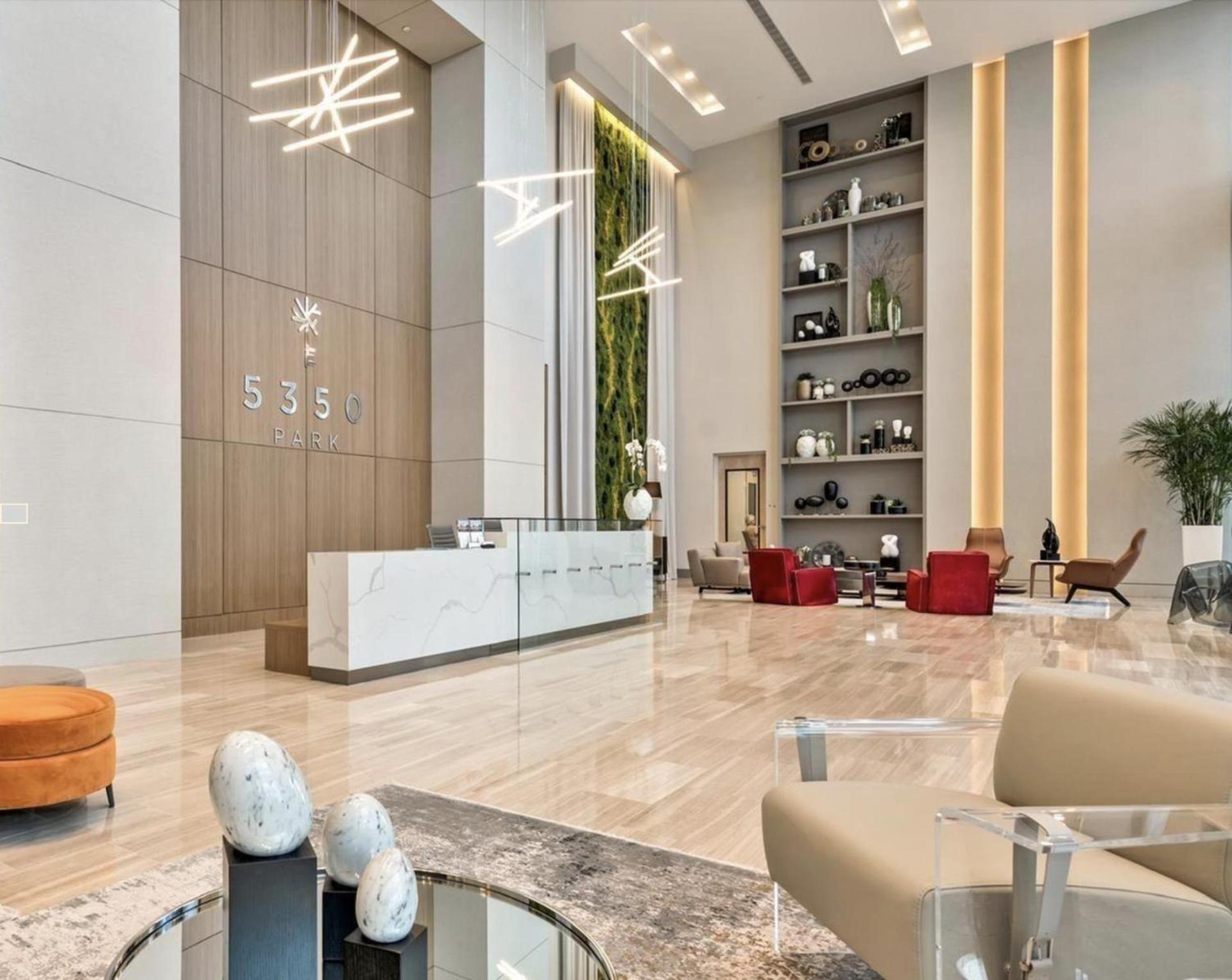 DOWNTOWN DORAL, FLORIDA. NEW CONDO STYLE RESORT. photo 4
