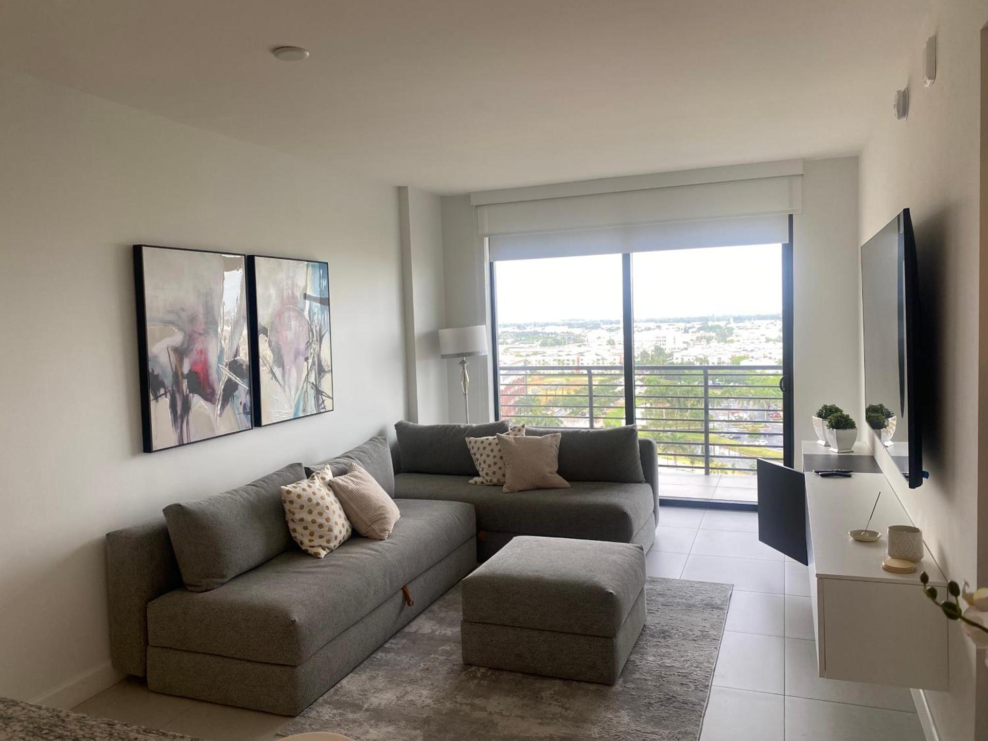 DOWNTOWN DORAL, FLORIDA. NEW CONDO STYLE RESORT. photo 17