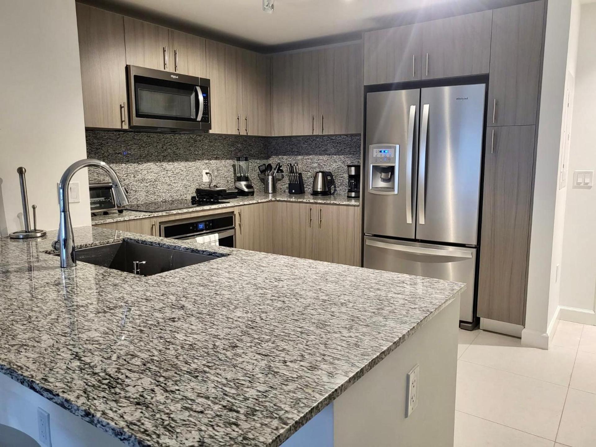 DOWNTOWN DORAL, FLORIDA. NEW CONDO STYLE RESORT. photo 13