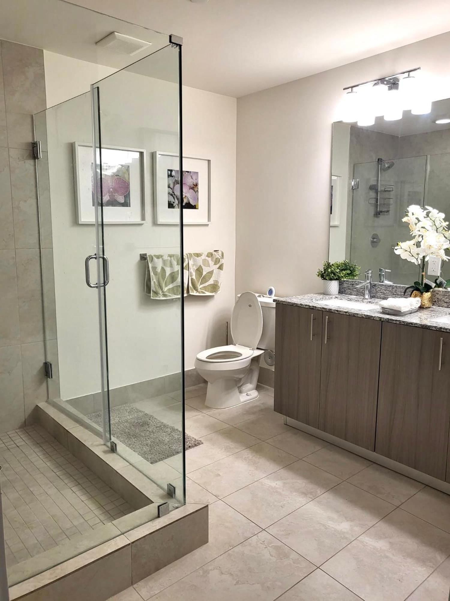 DOWNTOWN DORAL, FLORIDA. NEW CONDO STYLE RESORT. photo 10