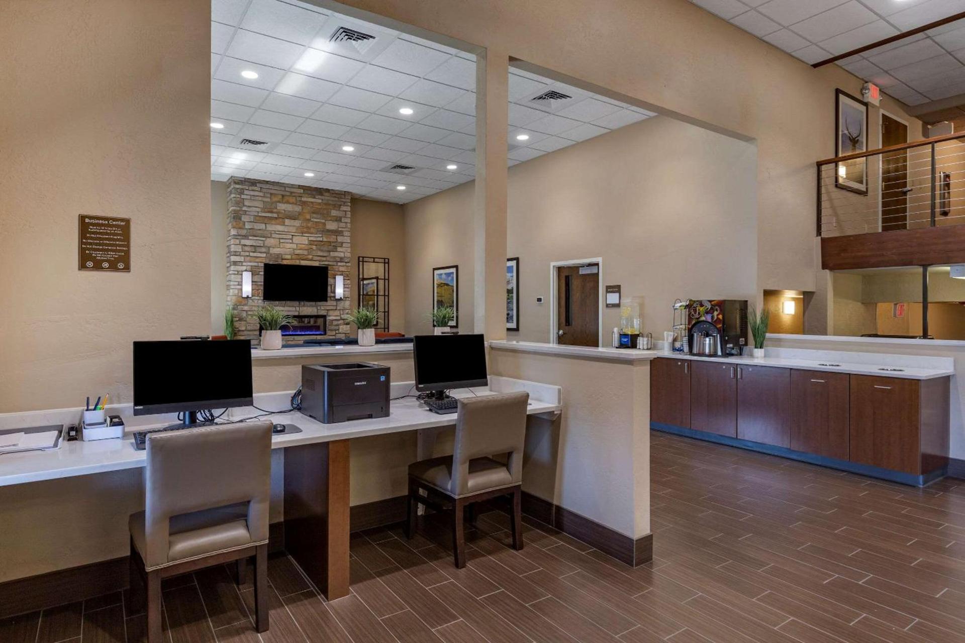 Garner Hotel Butte by IHG photo 24