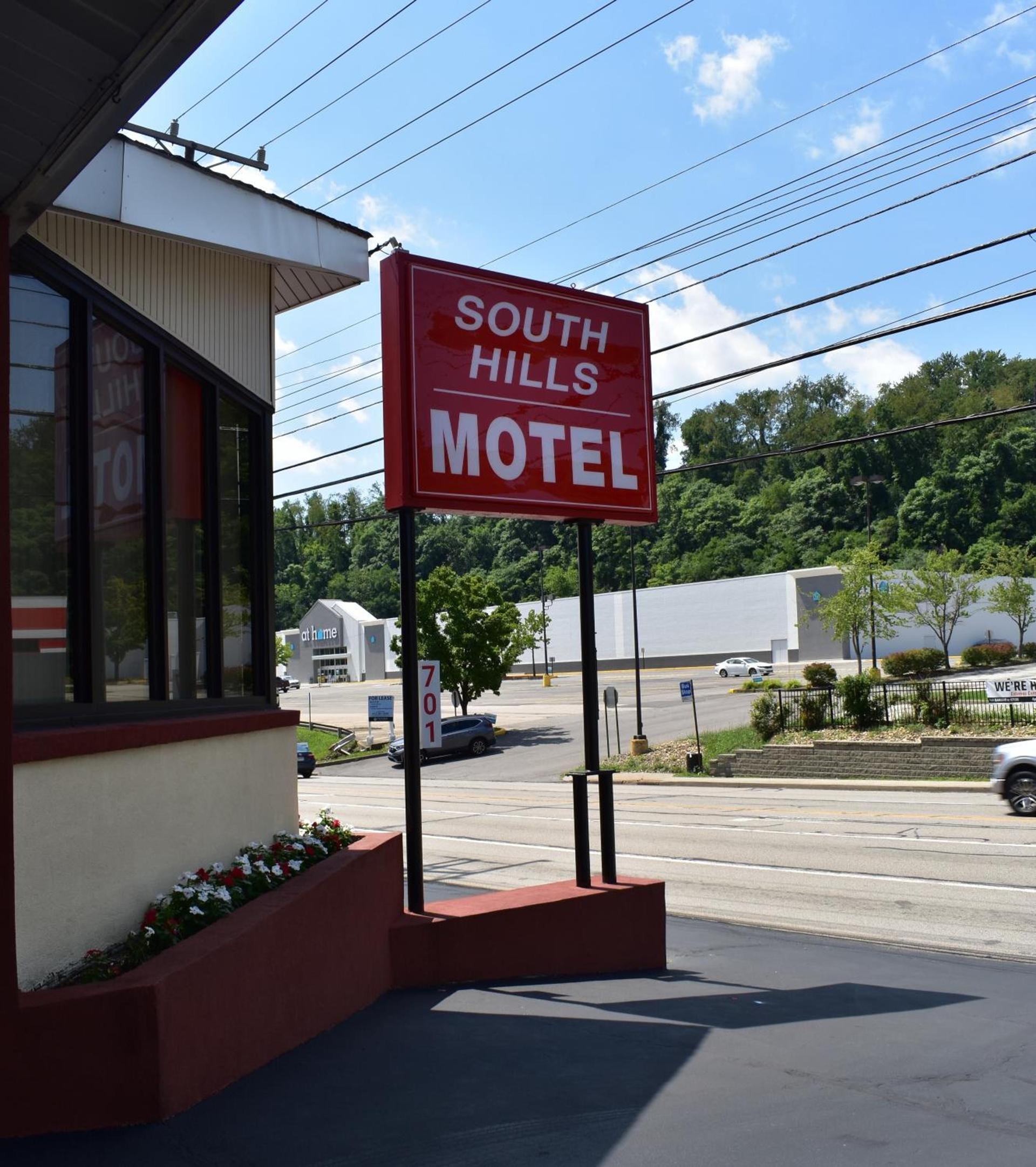 South Hills Motel photo 36