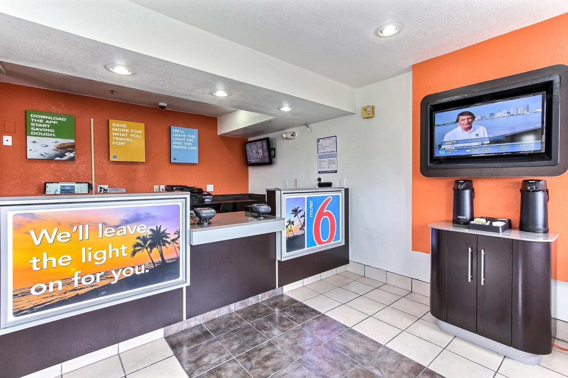 Motel 6-Salinas, CA - North Monterey Area photo 19
