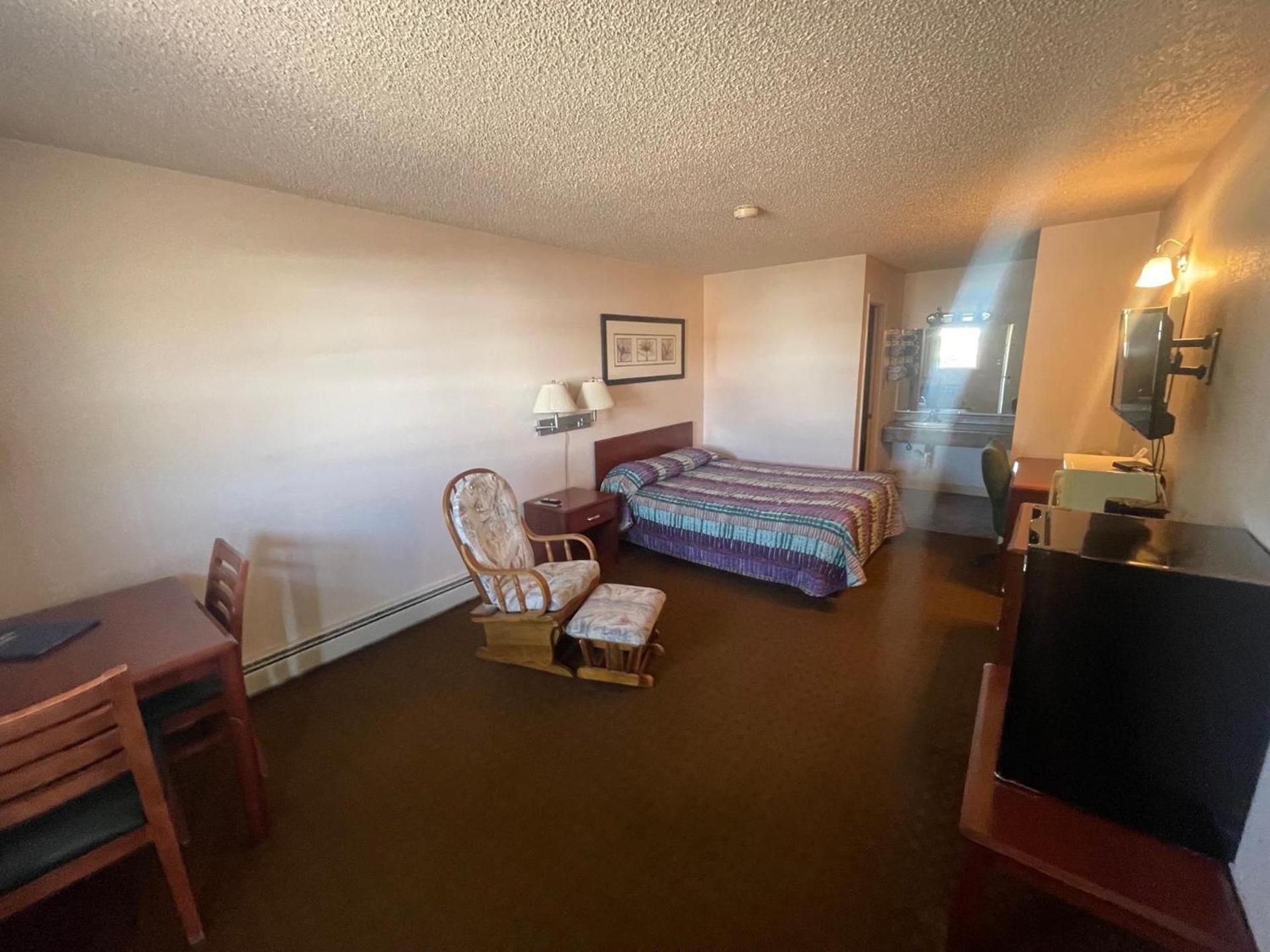 Riverside Inn photo 15
