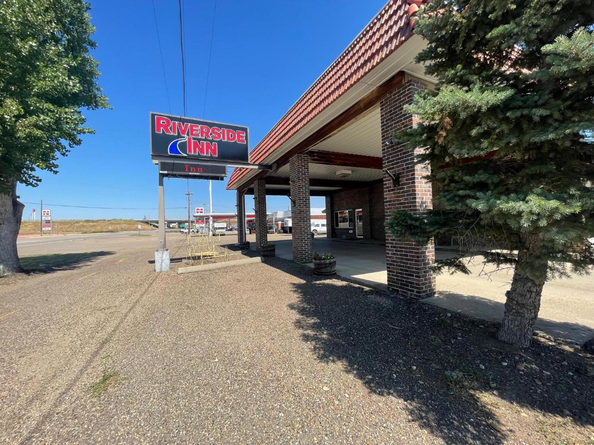 Riverside Inn — hotel in Glendive