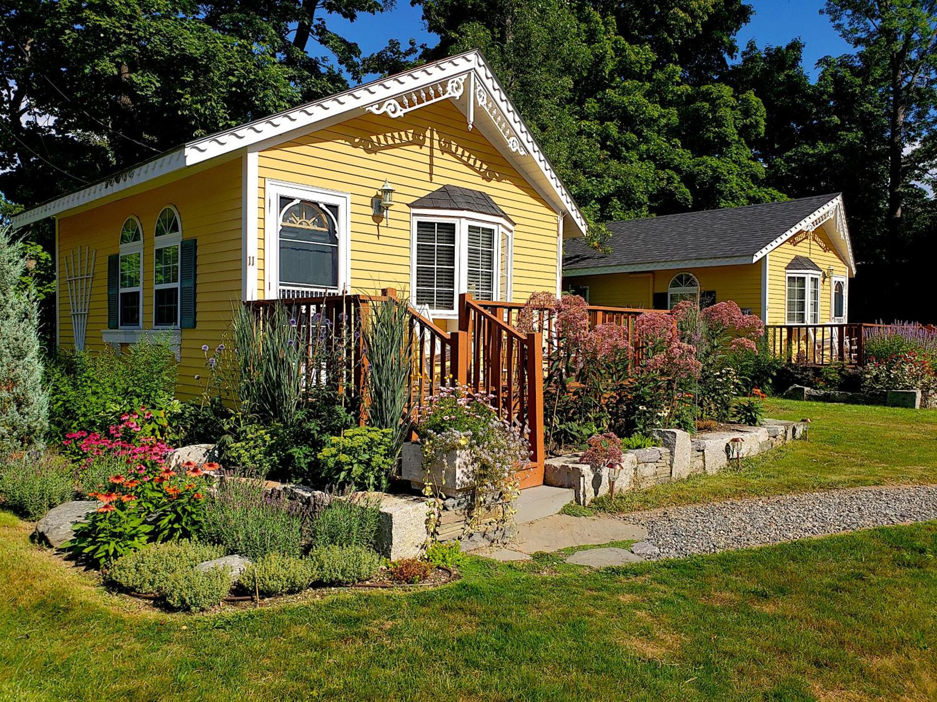 Sand Bar Cottage Inn photo 11