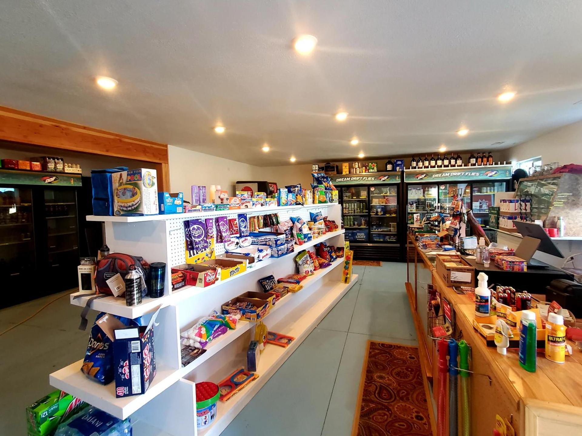 Dream Drift Motel photo 31
