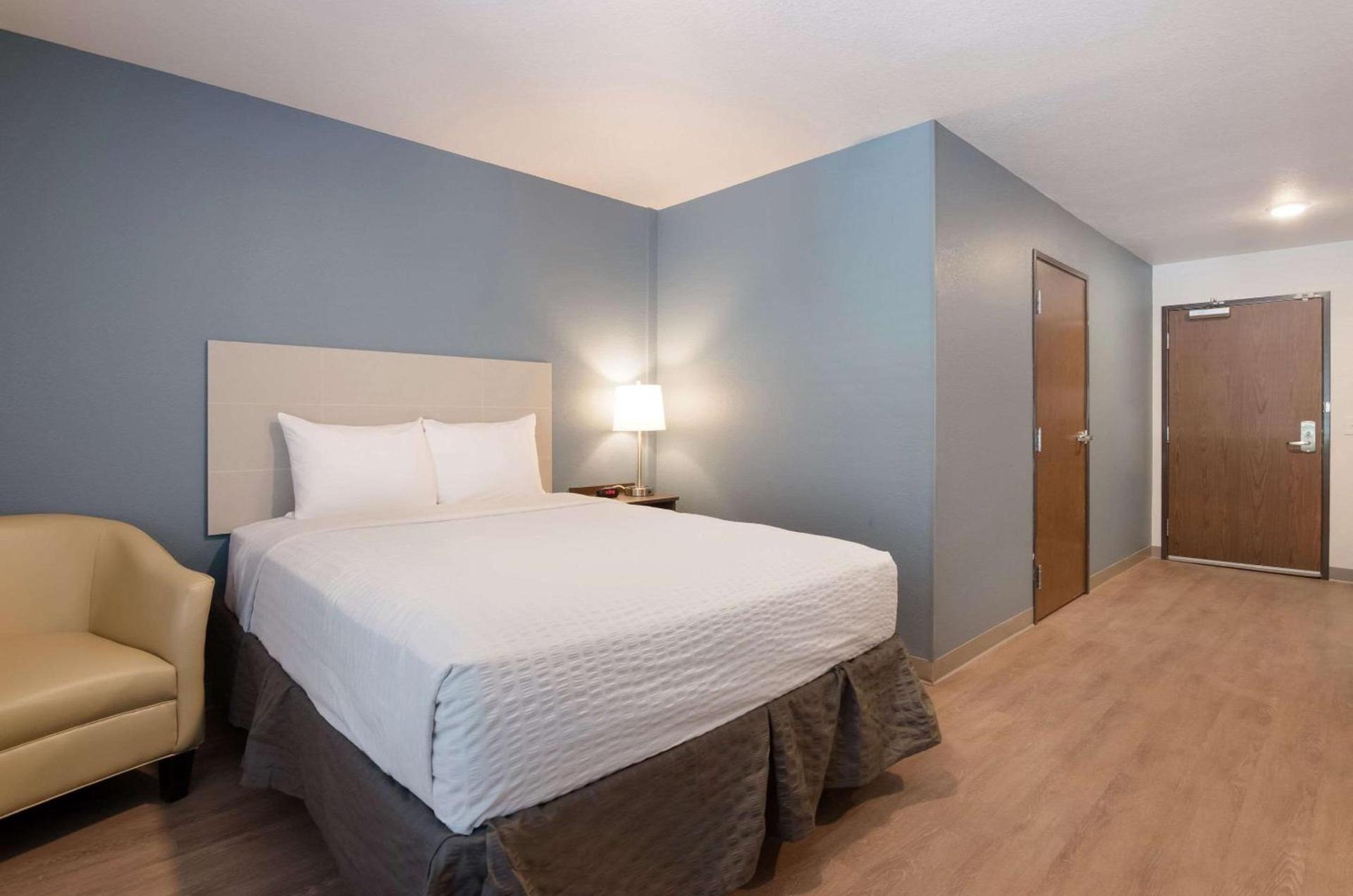 WoodSpring Suites Lynchburg VA photo 9