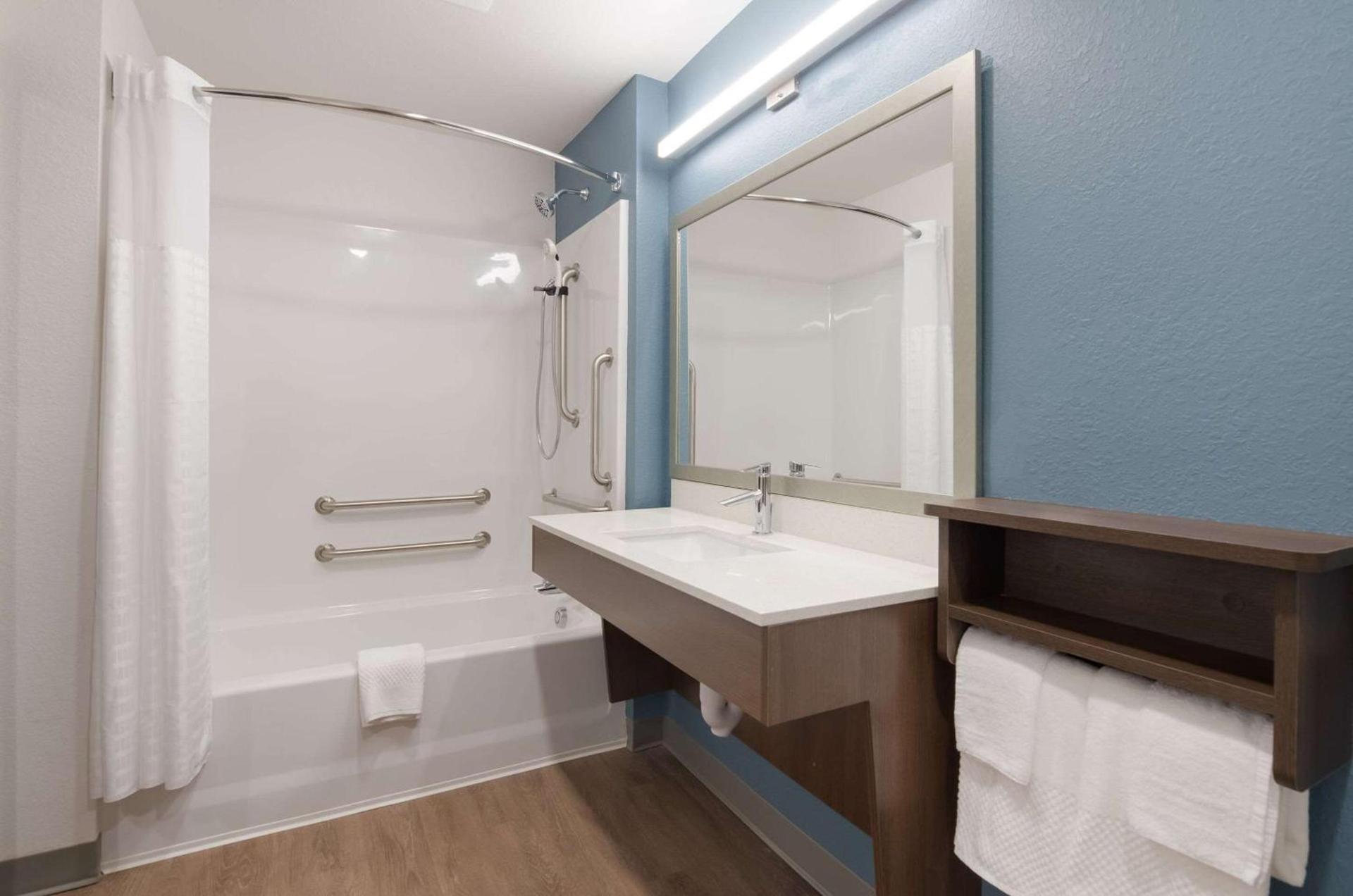 WoodSpring Suites Lynchburg VA photo 21