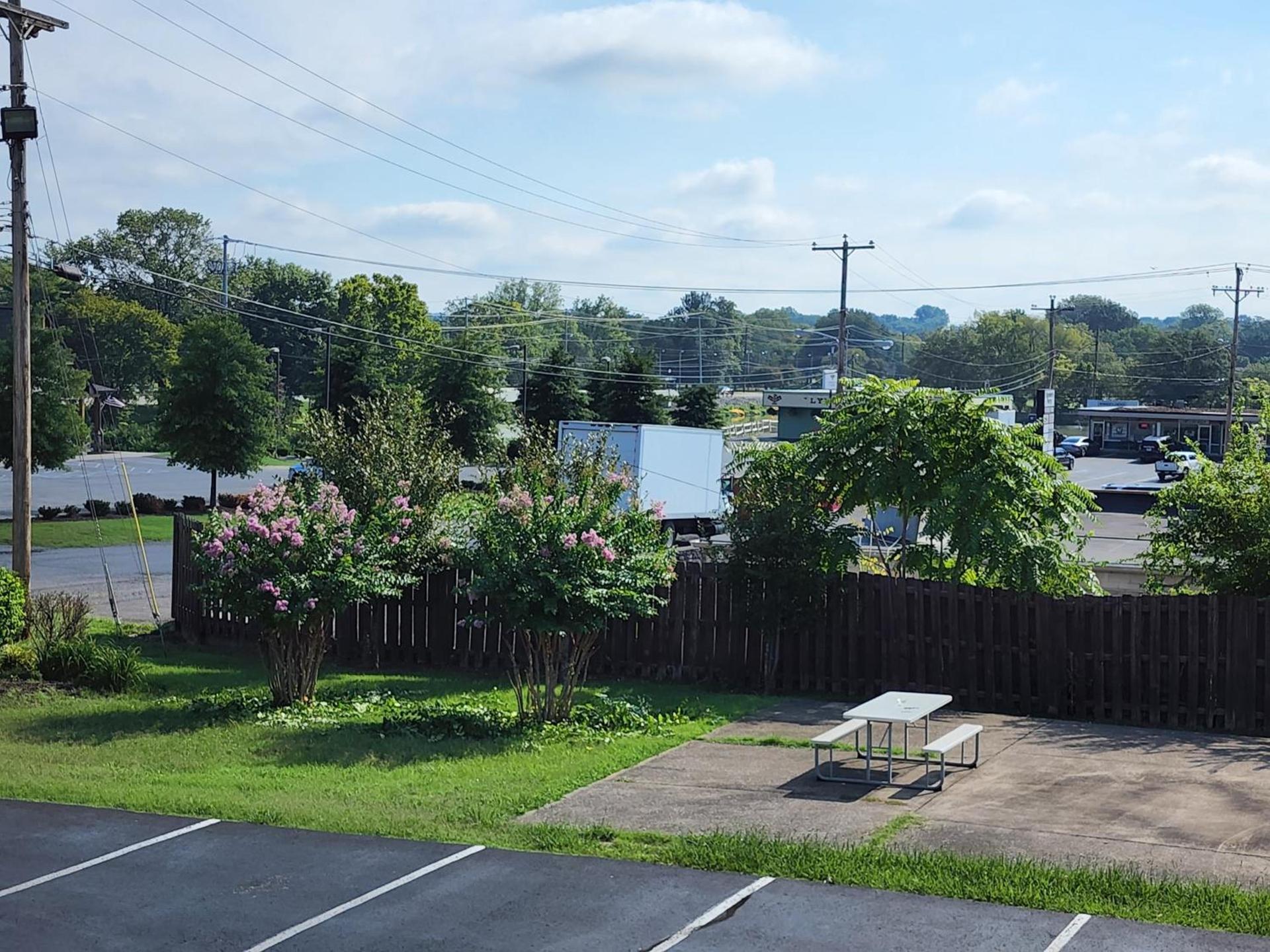 Drakes Creek Inn photo 17