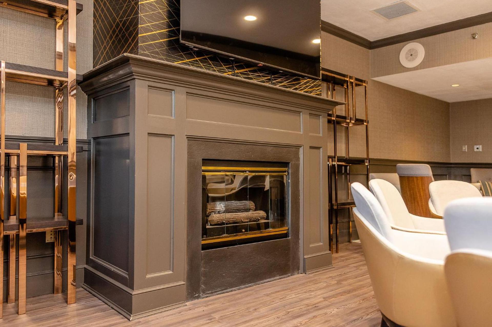 Chateau Merrimack Hotel & Spa photo 26