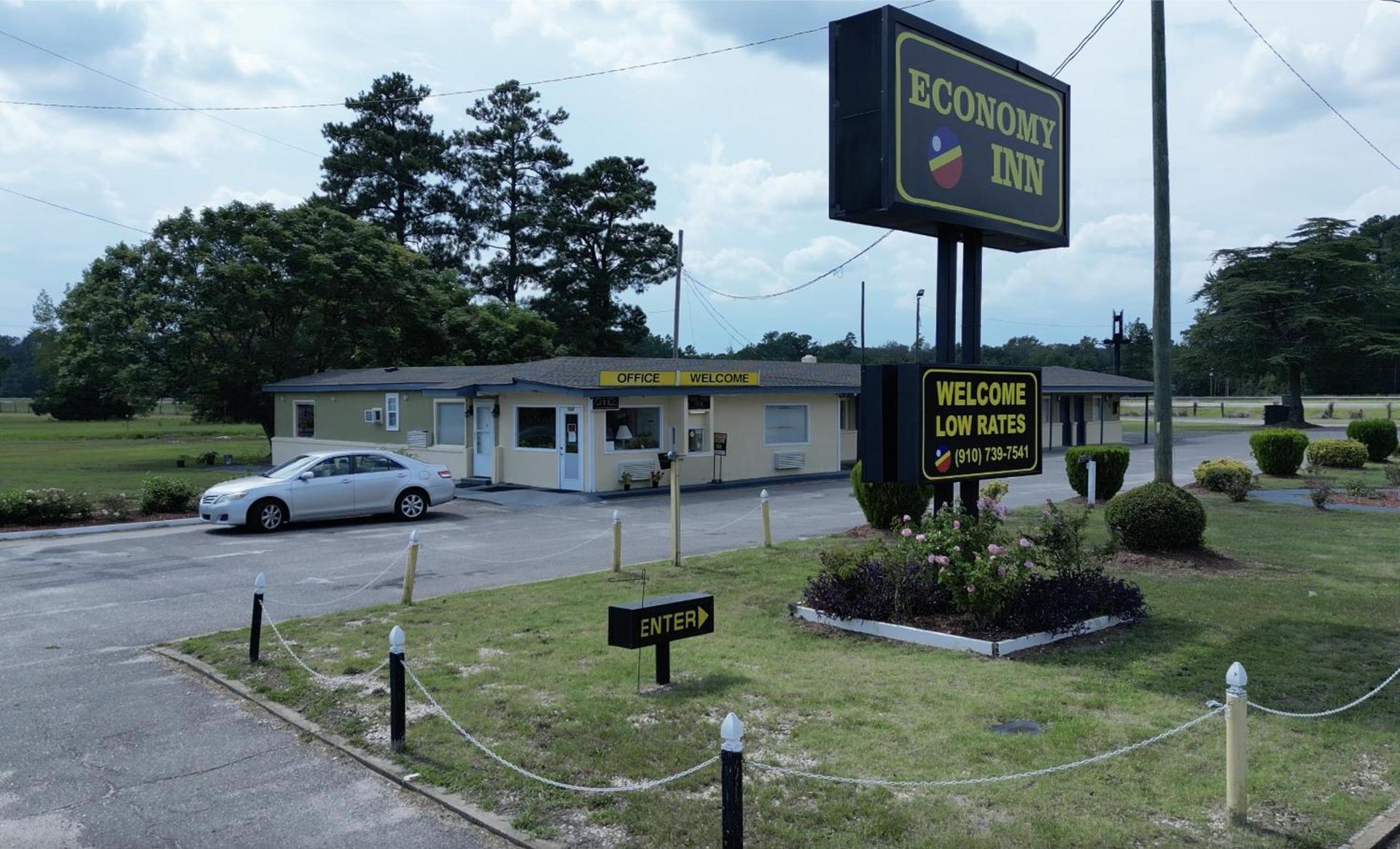 Economy Inn photo 1