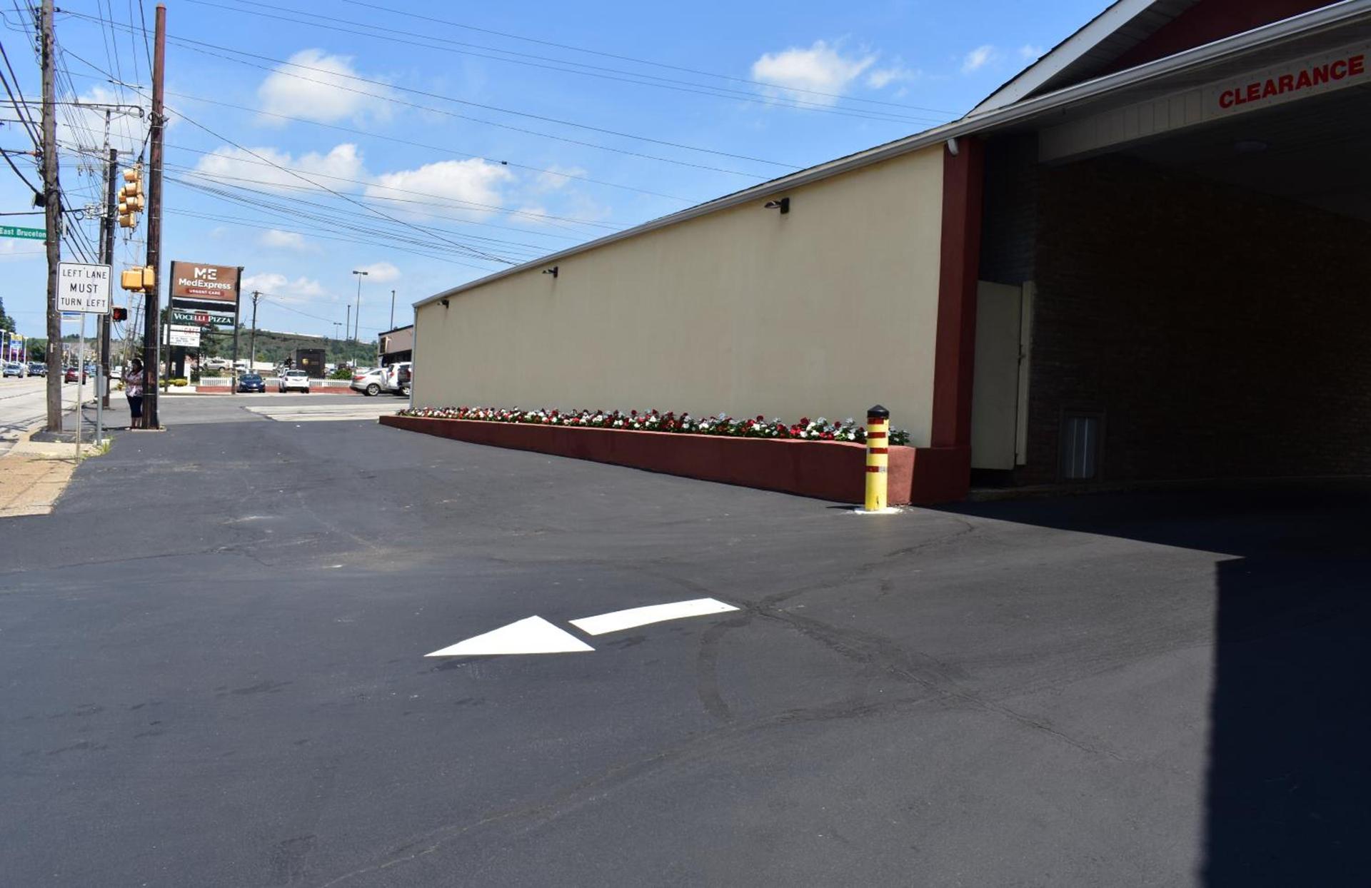 South Hills Motel photo 44