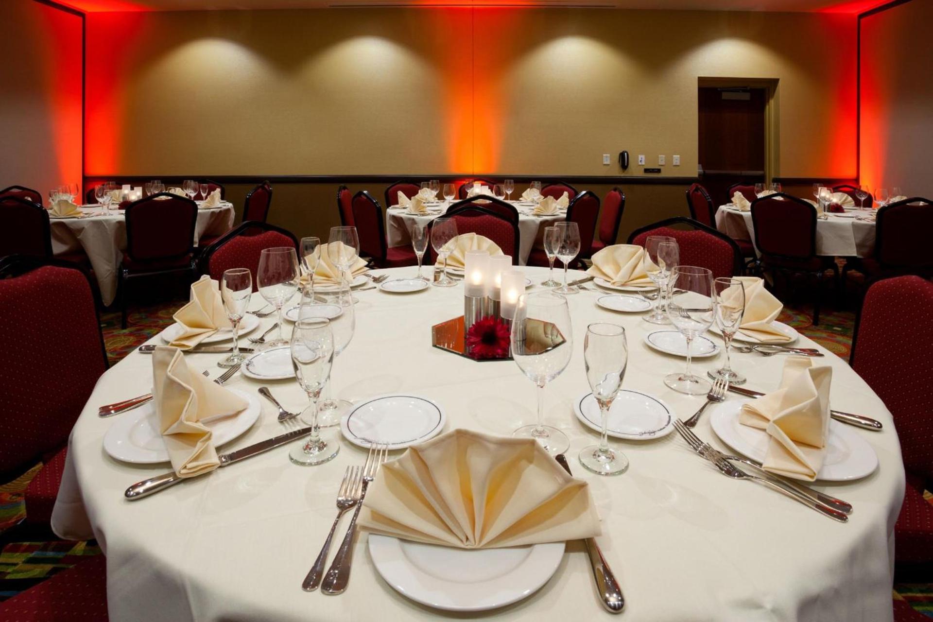 Holiday Inn Eau Claire South I-94 by IHG photo 84